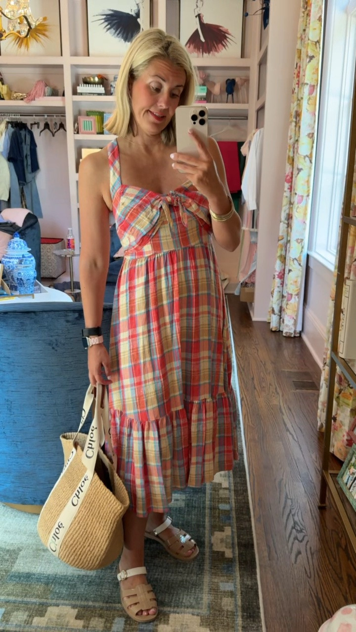 Cuteness overload coming from Kohls!  This dress is adorable and on sale!! I’m in an XS and 7/8 jelly.

*code Catherine20 at Allie + Bess 
#LTKdayinmylife #LTKootd #LTKmomlife