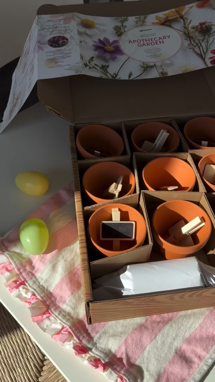 The most beautiful little apothecary gardening kit came in the mail and just when it was starting to feel like spring; today we finally had some snow — Utah weather 👍😆

I am SO excited to start growing things again and this little kit has everything for a joyful, and stress-free gardening experience. They’re perfect for first-time and casual gardeners who want simple success and tiny wins 🙌

This made me so happy opening up, I feel like this would make a really perfect gift for someone too 🌱 Honey and lil bro were pretty excited about it too 👦🐶

I also love that all the seeds are non-gmo 💚 Are you planning on gardening this year too? Let me know in the comments and follow @buzzyseeds for more info! 🐝
.
.
.
.
Ad | @buzzyseeds @stackinfluence #buzzyseeds #buzzyseedspartner #springgardening #seedsowing #seedsofhope