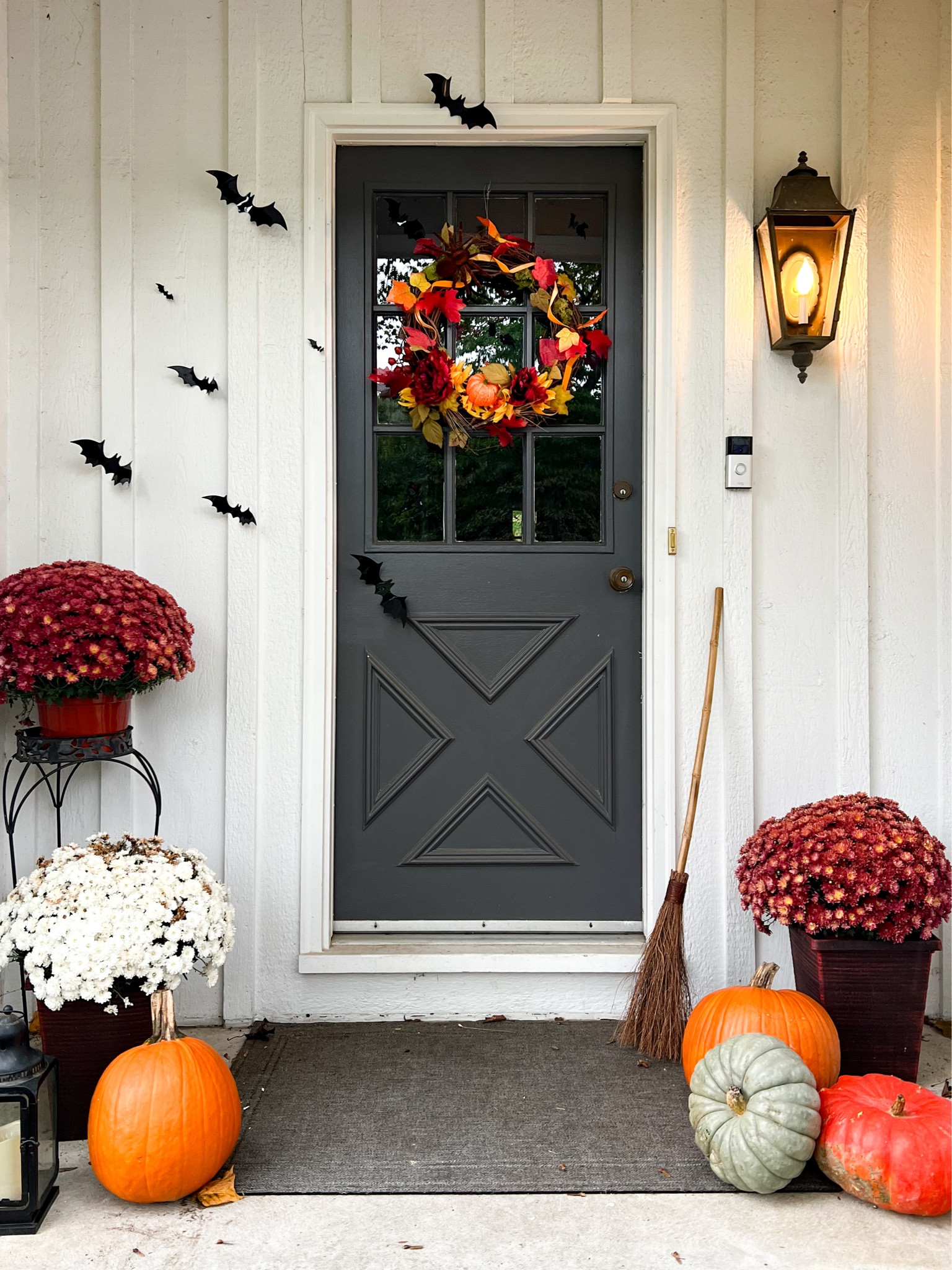 Halloween porch decor inspiration! 🦇 

#LTKFindsUnder50 #LTKHome #LTKSeasonal