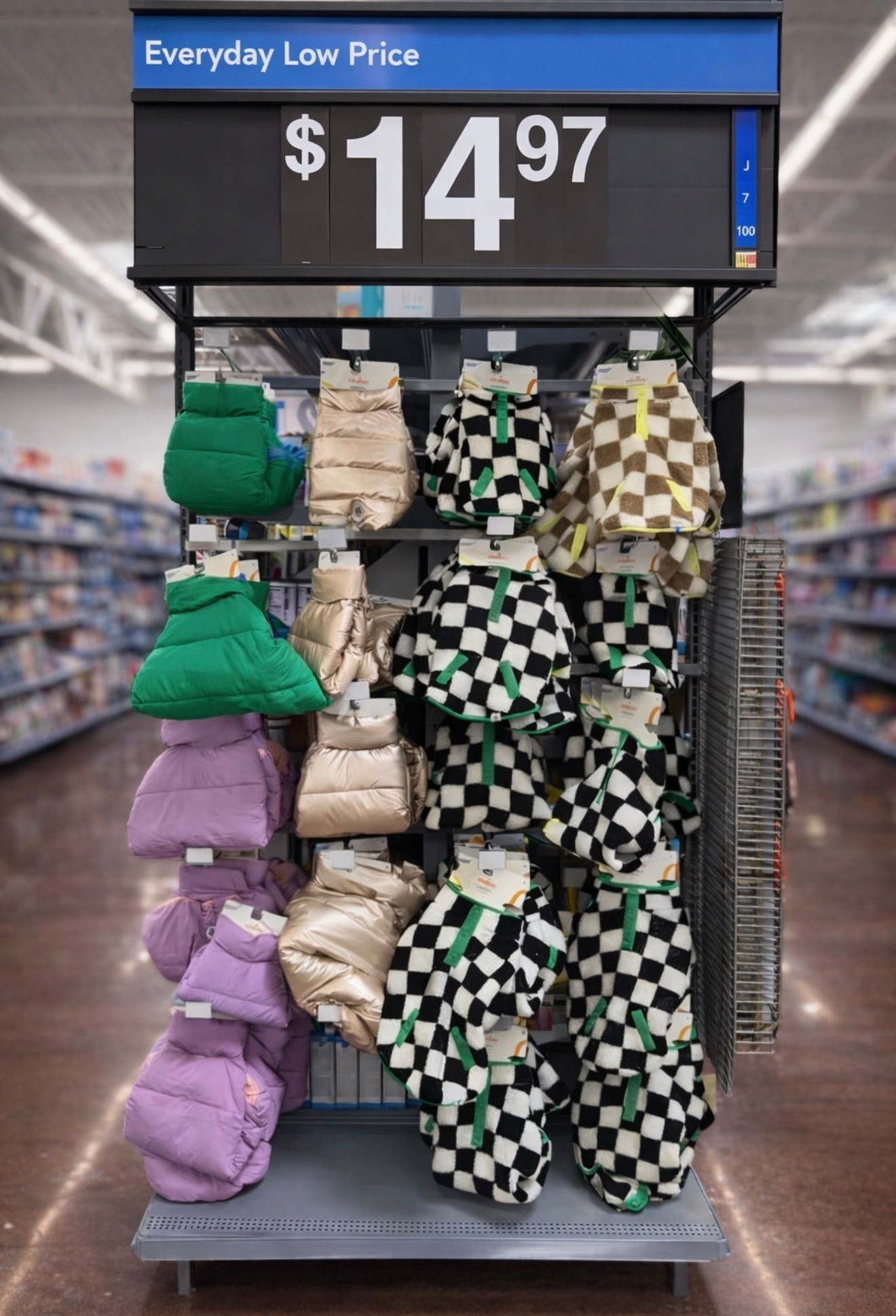 I walked into Walmart for one thing…
Left obsessed with DOG PUFFER VESTS 🐶💨 I don’t even have a dog but these are giving ✨fashion✨
$14.97 is wild.

#LTKfinds
#LTKunder50
#LTKbudget
#LTKpets
#LTKhome
#WalmartFinds
