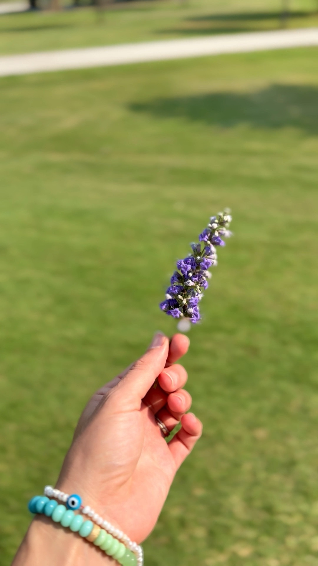 Do you know what flower this is? 🌸 My son picked it for me and it smells amazing. 🥹💛





#MaliBeads #AfricanTradeBeads #RecycledGlassBeads #BohoBeads #BeadJewelryMaking #EthnicBeads #BeadLovers #BeadObsessed #HandmadeBeads #LTKJewelry #LTKFinds #LTKAccessories #BeadInspo #BeadAddict #StatementBeads #GlobalStyle #ArtisanBeads #JewelryMaker #BeadInspiration #LTKHandmade

#LTKWedding #LTKStyleTip #LTKParties