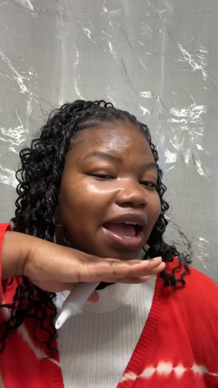 Lots to celebrate for today’s wake up, makeup, glow up look! 

#makeup #wakeupandmakeup #beauty #beautyinfluencer #naturalhair #miracleknots #Benefit @Benefit Cosmetics US #Mac #Mascara #MacStack @ulta

#LTKgrwm #LTKBeauty #LTKselfcare