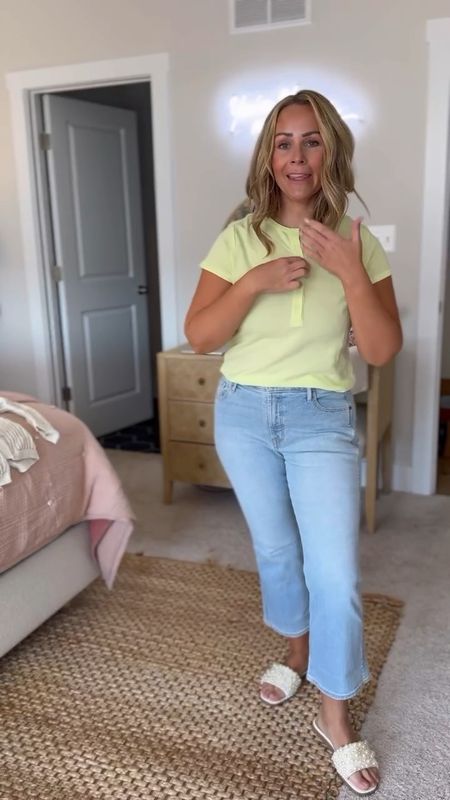 Old Navy's Spring Denim is here and I am IN LOVE 👖😍

LIKE and comment LINK for direct links. 

I am wearing a 10 petite in these High-Waisted 90s Cropped Flare Jeans, I paired them with a lime colored henley (Large) that comes in 7 colors. 

I completed the outfit by adding Target's pearl slide sandals. 

@target @targetstyle

#LTKstyletip #LTKfindsunder50 #LTKshoecrush