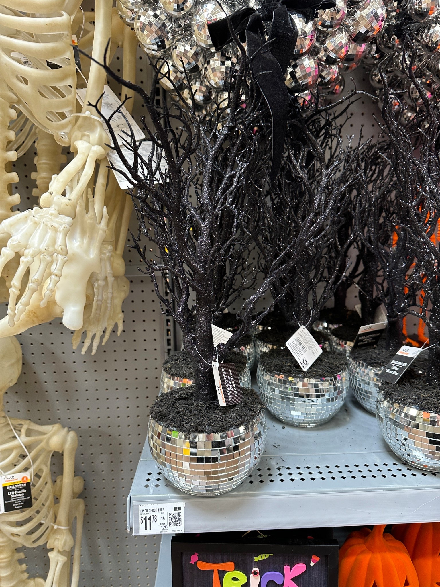 Halloween disco ghost tree at Walmart 🪩

#LTKHome #LTKSeasonal #LTKFindsUnder50