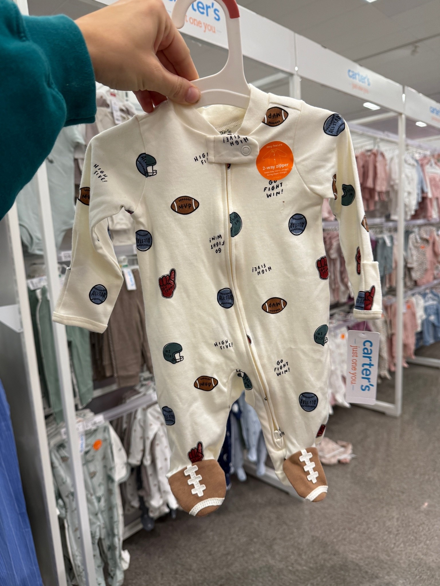 If I was having a baby boy anytime soon this would definitely be in my cart and going home with me 😍🏈 SO CUTE! 

#baby #newborn #babyboy #boy #football #footballseason #babypajamas #babyzipper #zipper #pregnancy #postpartum #breastfeeding #babyshower #sports

#LTKBaby #LTKKids #LTKmomlife
