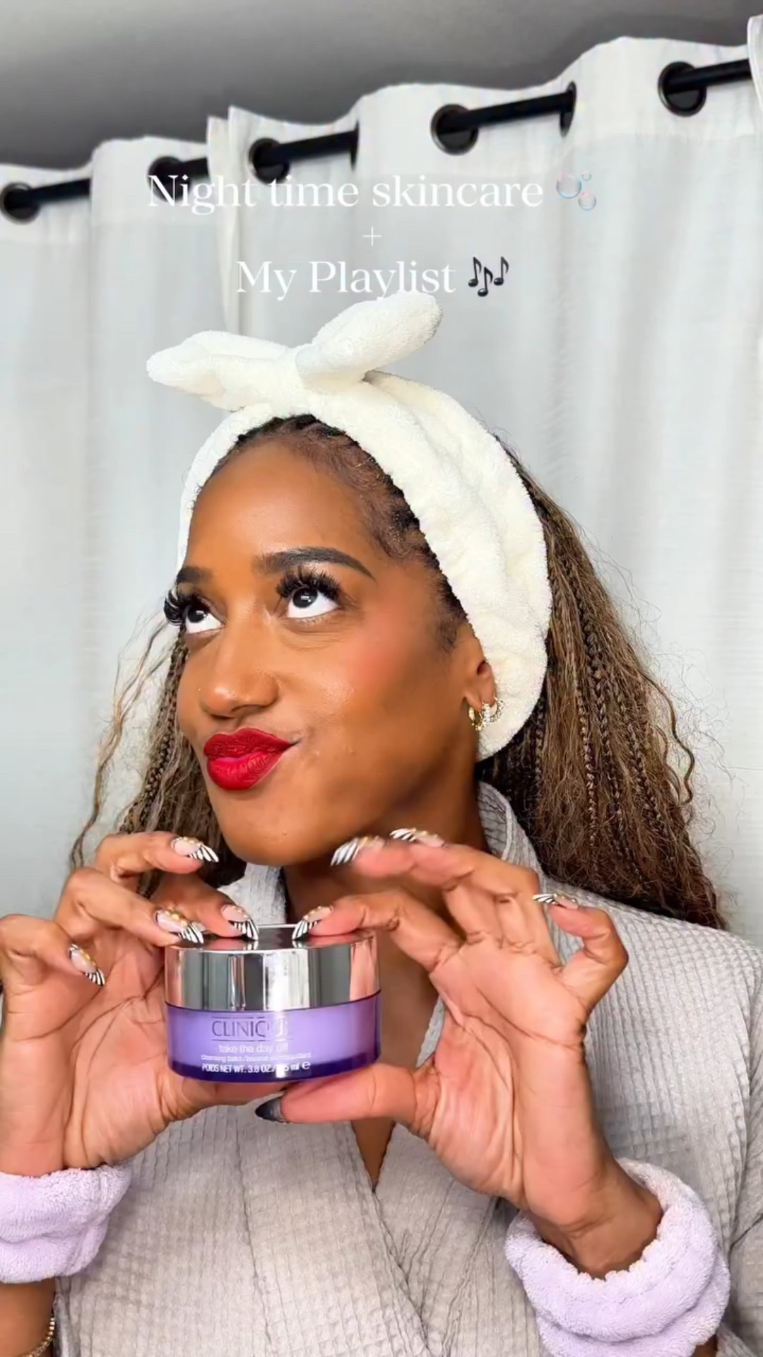 It’s something about a good playlist and unwind session… ☺️ And yes still dealing with this hormonal acne but I’ve gotten it under control. Let me know if yall wanna chat about hormonal acne in another video! 💗
•
•
•
•
#nighttimeroutine #neworleanscontentcreator #skincareathome #unwindandrecharge #playlistvibes #hormonalacne #clinique #larocheposay #anuatoner #cleanskinclub #vaselineliptherapy #tretnoincream

#LTKFindsUnder50 #LTKBeauty #LTKU