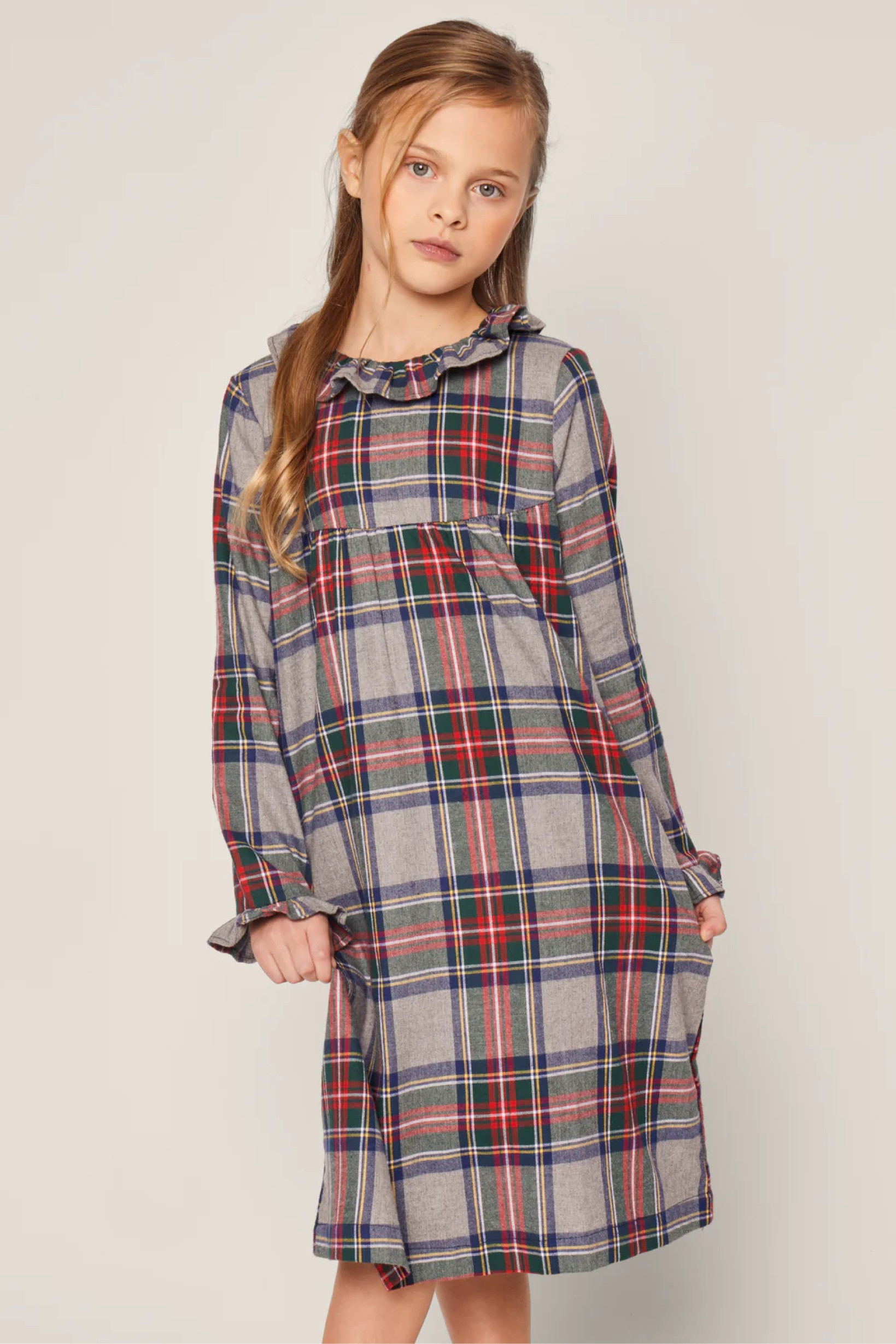 Cozy Up in Style: Petite Plume Family Matching Pajamas for All Seasons

Discover the perfect family matching pajamas from Petite Plume! Whether you're prepping for a cozy movie night or planning festive holiday photos, these luxurious PJs bring comfort and style to every family moment. Featuring timeless patterns and soft fabrics, Petite Plume offers matching sets for kids and adults, making bedtime extra special. Shop now to find your favorite designs!

Comment SHOP below to receive a DM with the link to shop this post on my LTK ⬇ https://liketk.it/4Uq7u #ltkholiday #ltkkids #ltkfamily

#LTKKids #LTKHoliday #LTKFamily