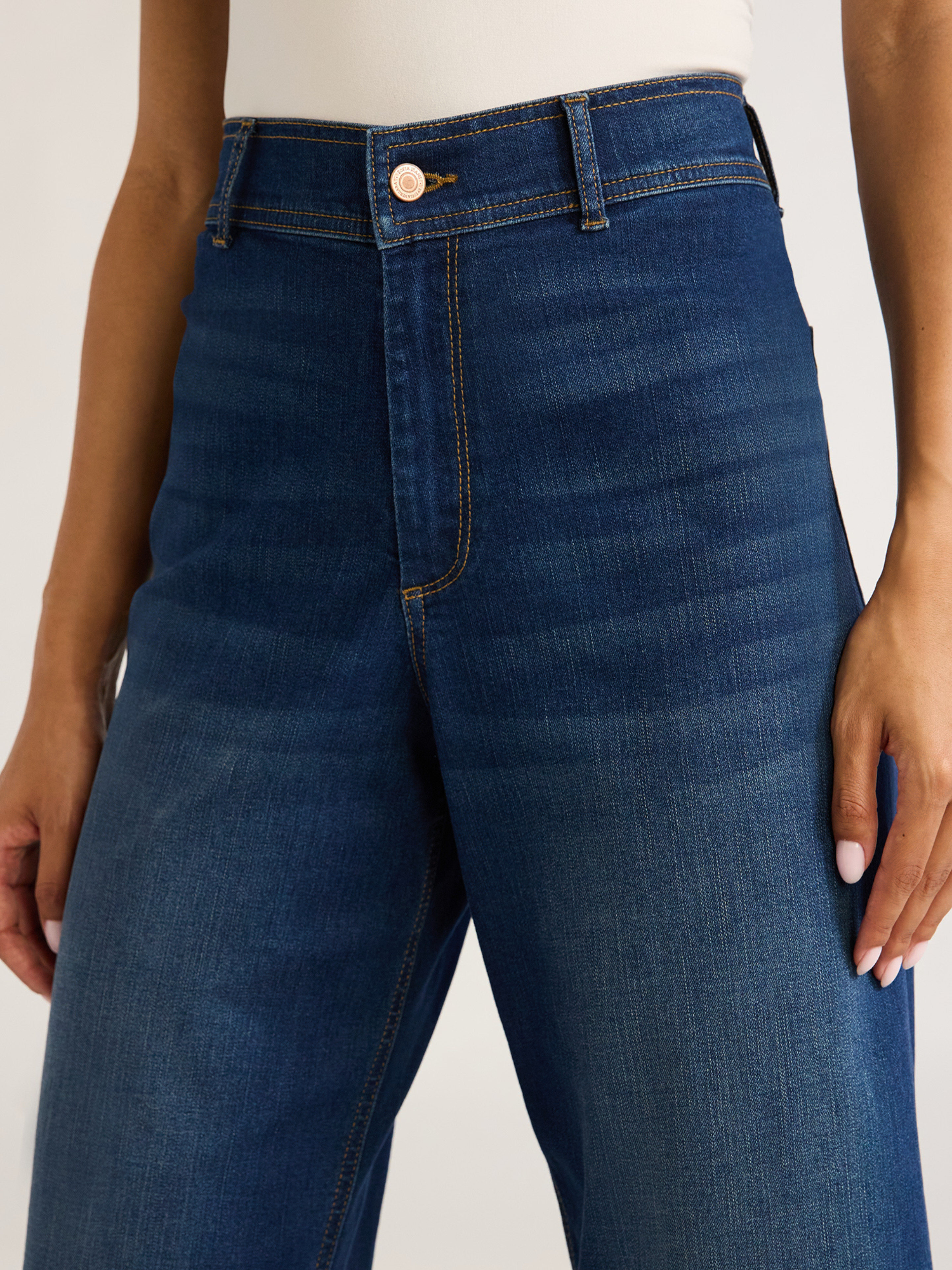 Sofia Jeans Women's Margo Wide Crop Super High Rise Jeans, Sizes 0-20 | Walmart (US)