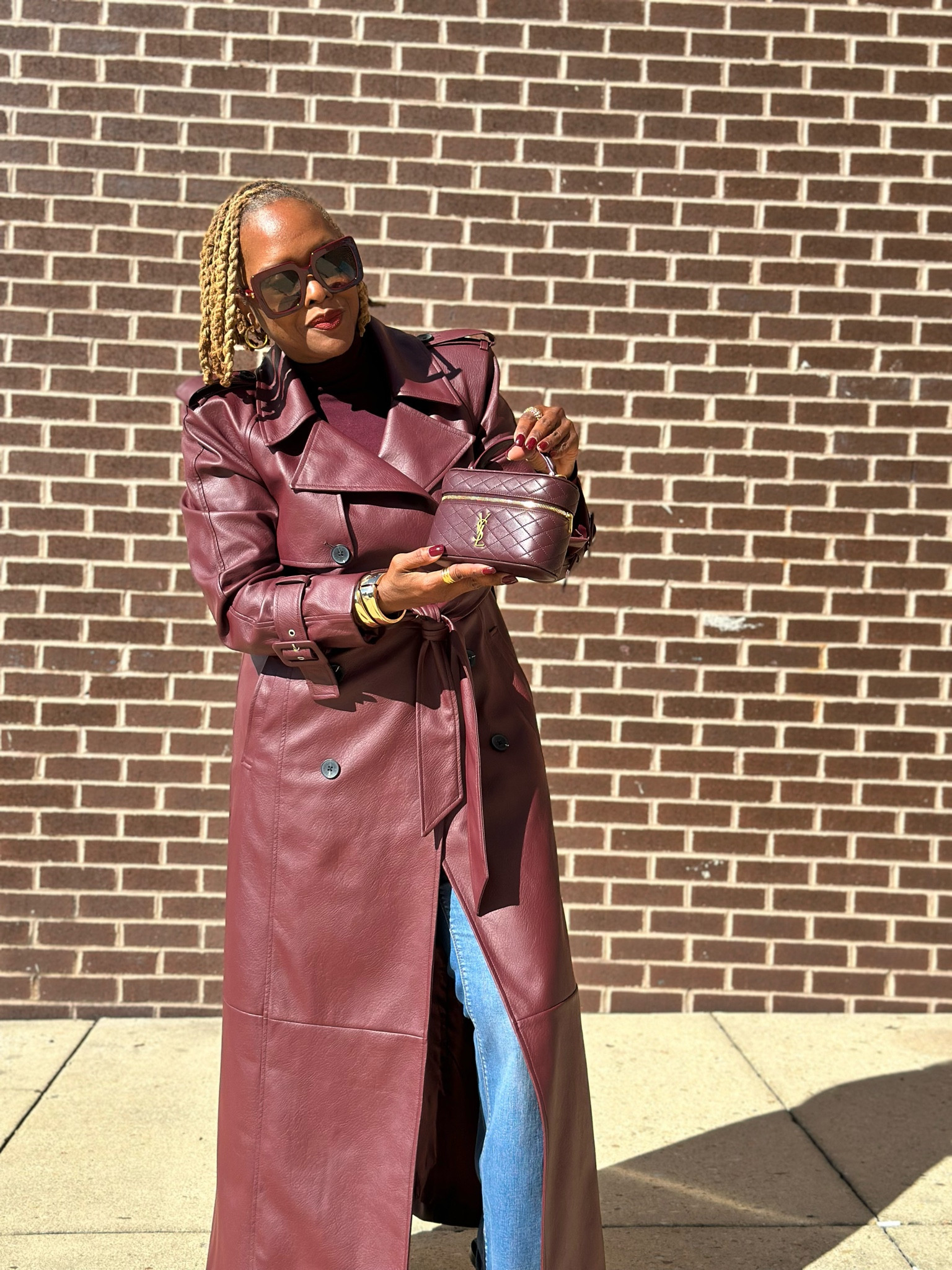 YSL burgundy crossbody and top handle leather bag with gold 

#LTKWorkwear #LTKStyleTip #LTKItBag