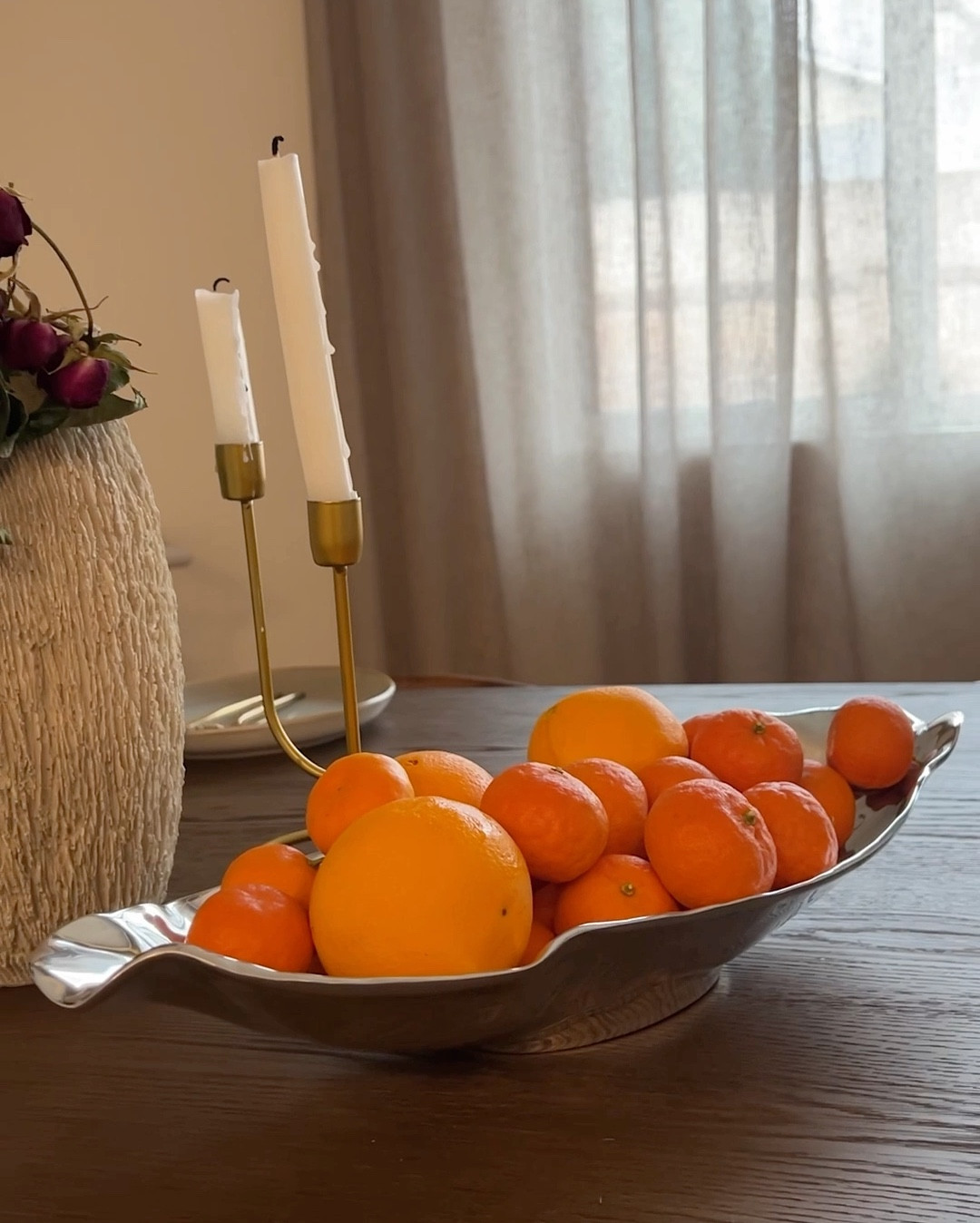 Styled this beautiful silver oval bowl in three ways - it’s so versatile. I used it as a fruit bowl, added greenery and used it as a centerpiece, and used it as a salad bowl with the salad servers  LOVE the organic shape it has. 

@sabavihome carries so many quality kitchen and home pieces - they also have a registry available, so if you’re getting married, it’s a great place to start your wedding gift registry. #sabavihome #ad

They carry our amazing knife set and toaster, so I linked those too. 

Wedding must haves 
Home must haves 
Wedding gift registry 
Bridal shower gift registry 
Home decor 
Hosting 



#LTKHome #LTKWatchNow #LTKWedding