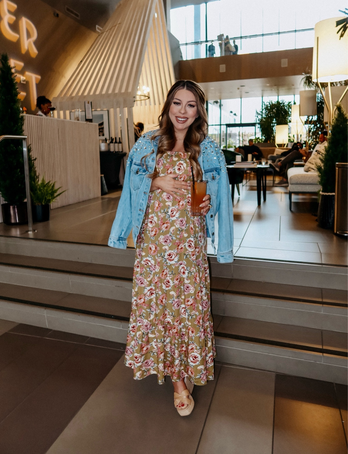 One of my absolute favorite maternity bump friendly maxi dresses! Wearing a size small in the dress and xs in the rhinestone denim jacket.

Floral maxi dress
Bump friendly dress
Maternity dress
Baby shower dress
Dolce vita spring shoes
Vacation dress

#LTKbump #LTKsalealert #LTKSeasonal