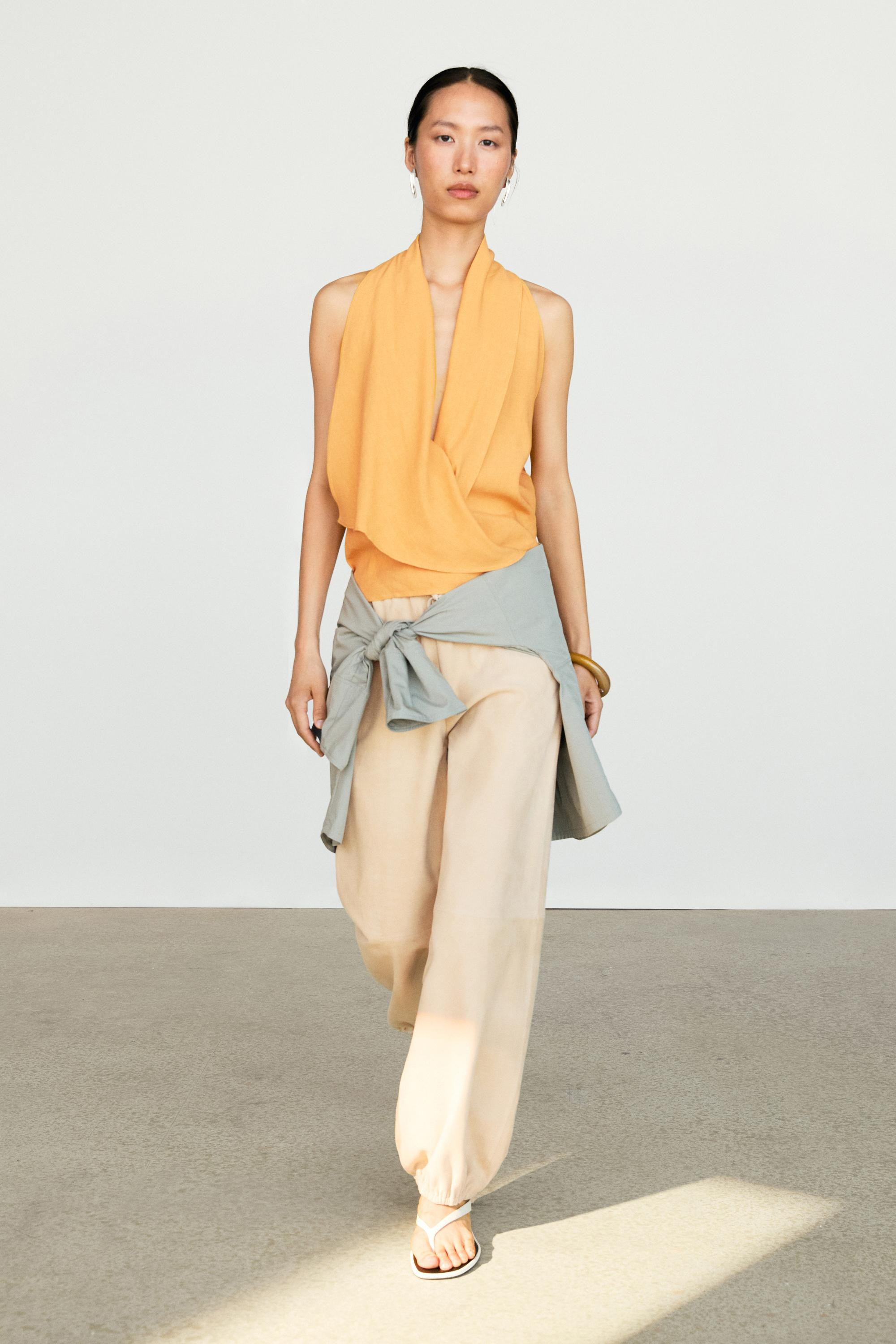 Flowing halter top with ruffle detail | Massimo Dutti UK