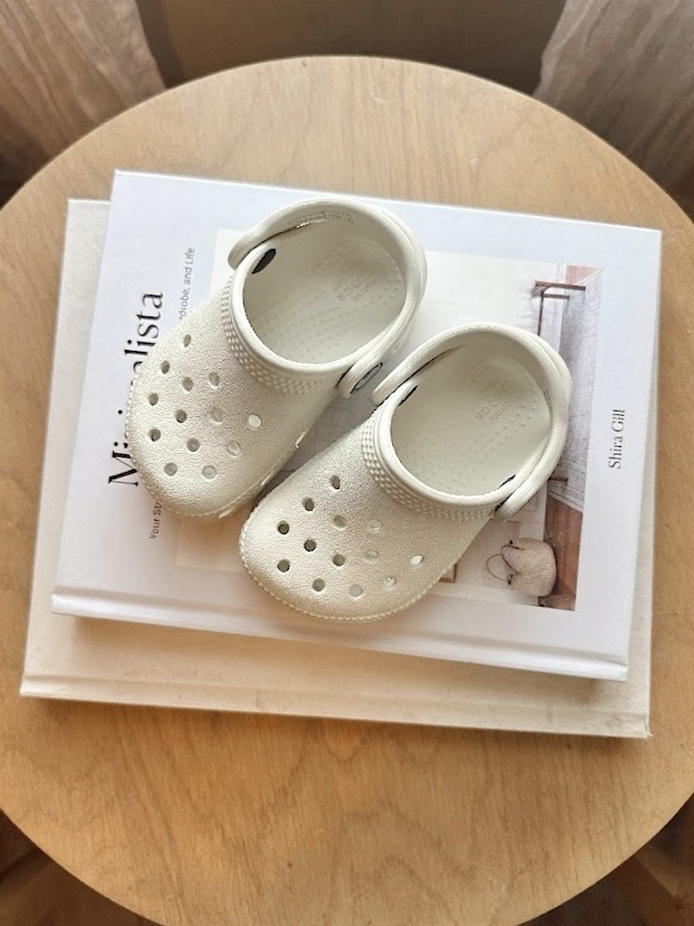 Toddler crocs in the color linen. We love these! So easy to put on and take off!

#LTKKids #LTKBaby #LTKSaleAlert