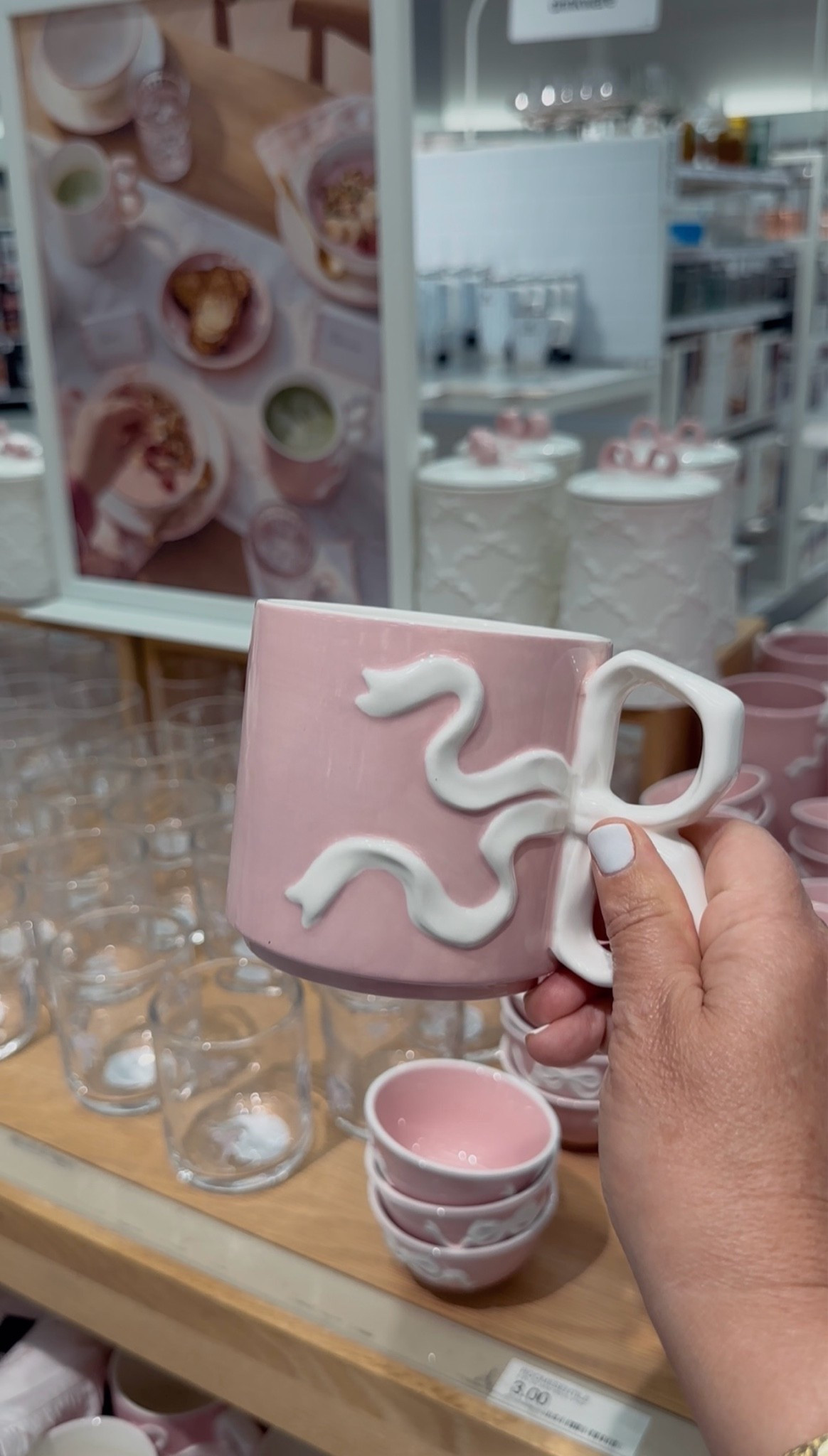 Have you seen this adorable bow collection at @Target I mean😍😍😍😍 I had to buy the mug & vase! It is so cute!🩷🎀🩷🎀

#LTKHome