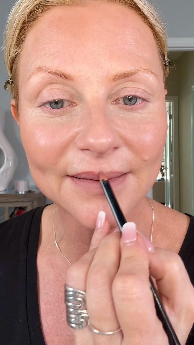 ✨ New fave lip combo alert! ✨ Mixing drugstore and high-end products for a long-lasting, gorgeous pout. 💋 Using lipliners as a base really helps my lipstick last. I love the dimension it gives! #LipCombo #BeautyTips #MatureBeauty #MakeupForMatureSkin  #DrugstoreMakeup #HighEndMakeup @NYXProfessional @anastasiabeverlyhills @LYSBeauty @ulta @shoppersdrugmart @sephora #ltkover50

#LTKOver40 #LTKBeauty #LTKVideo