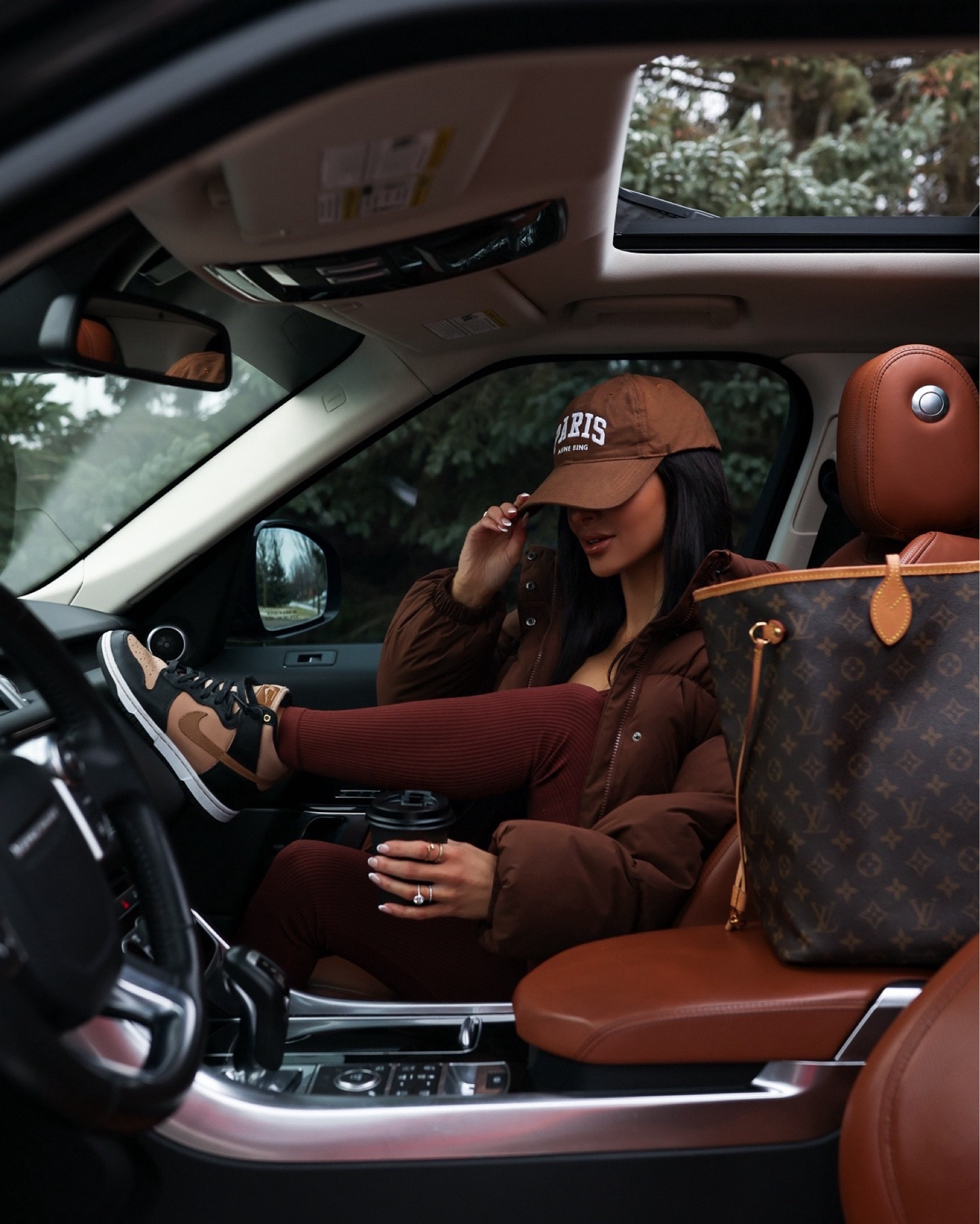 Amazon casual fall outfit / weekend outfit ideas / travel outfit 
Amazon brown puffer jacket
Amazon workout set
Nike sneakers 
Anine bing cap
Louis Vuitton neverfull tote 

#LTKActive #LTKFindsUnder50 #LTKFindsUnder100