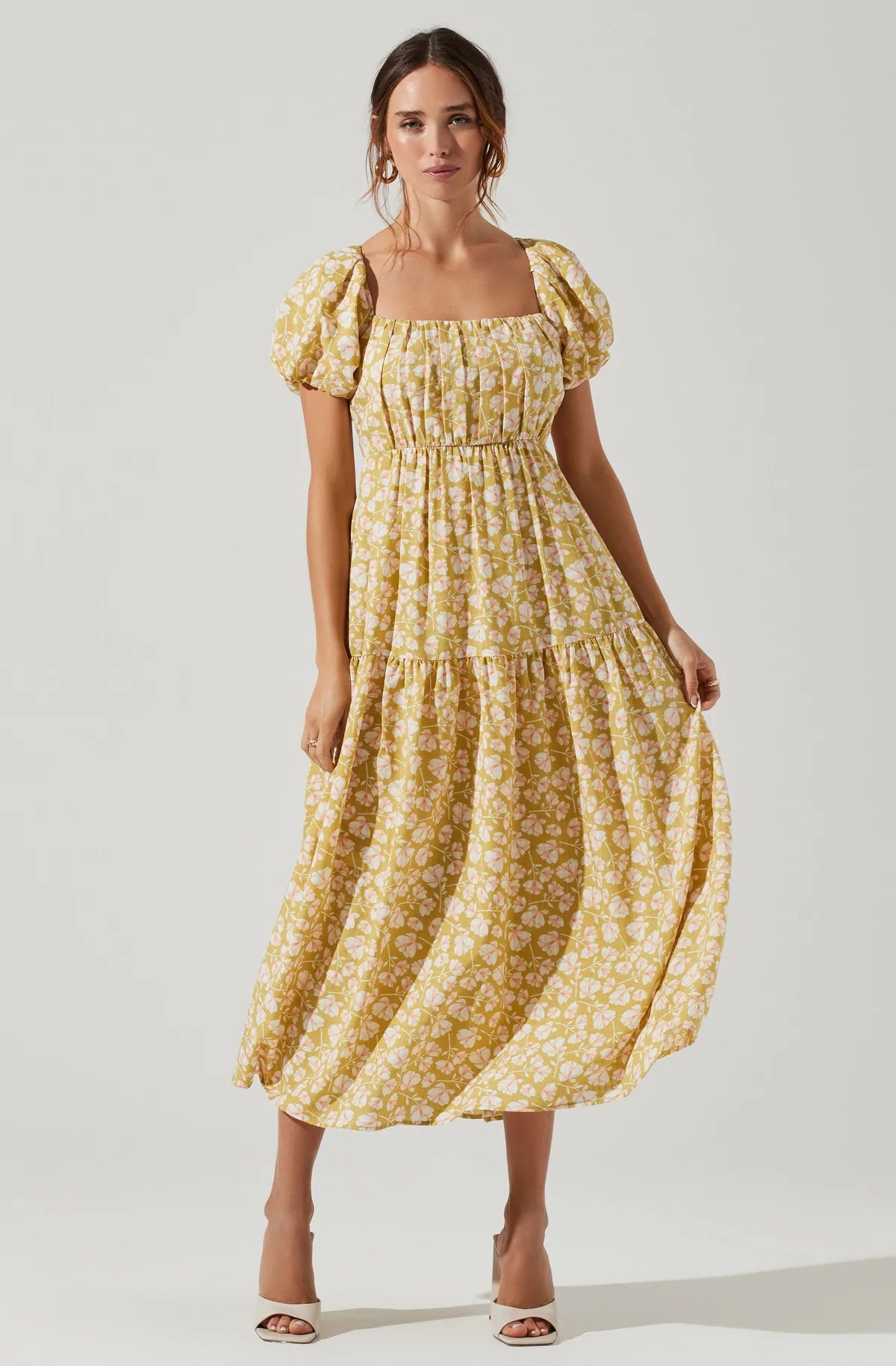 Bubble Sleeve Floral Tiered Midi Dress | ASTR The Label (US)