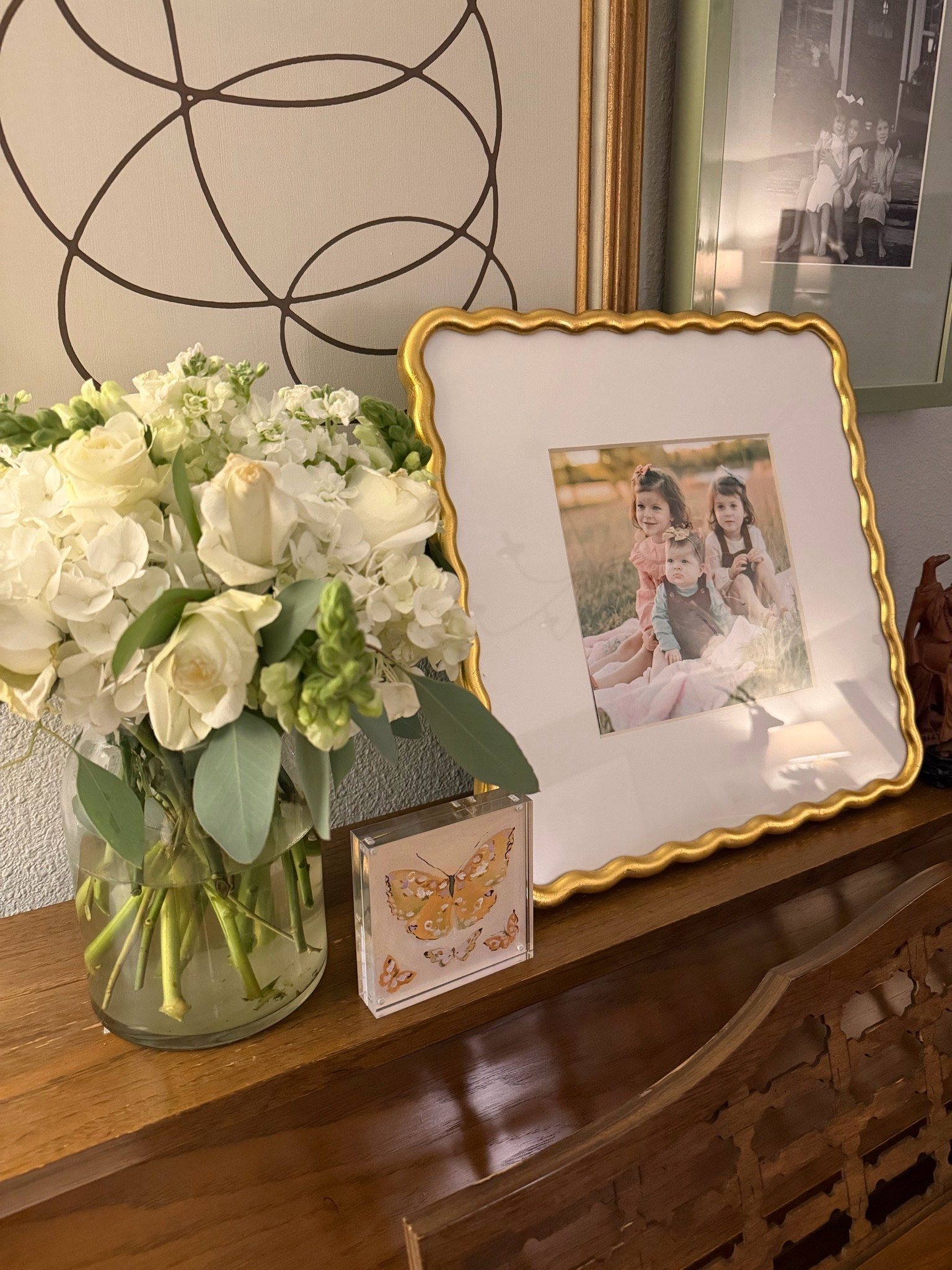 Aerin frame that we love //
