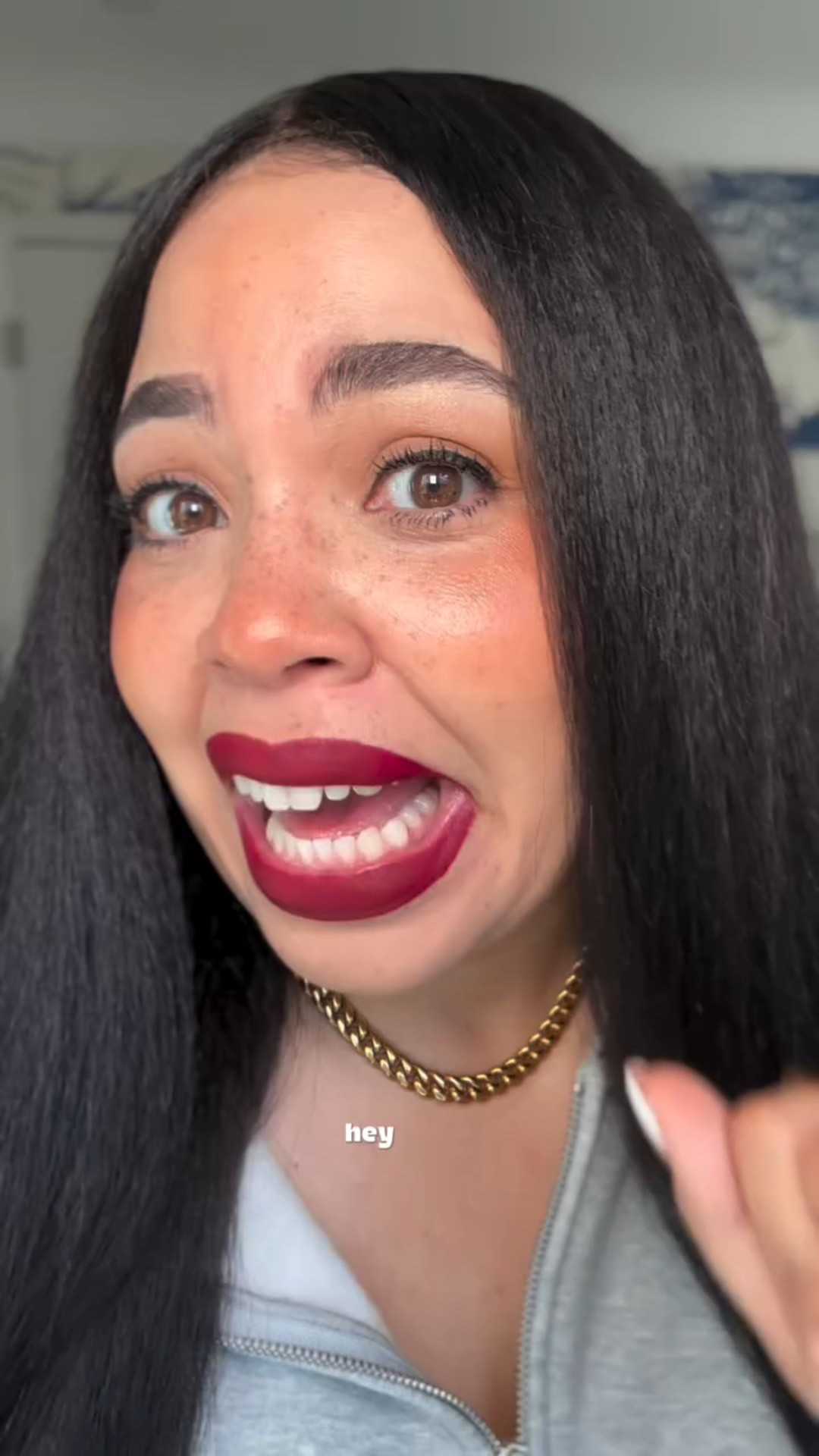 🙈Babes… @thelipbar  is not playing with us this year. Head over to their site and get on the VIP list for their Black Friday deals. Trust me, you don’t want to miss this. Stock up on your favorites and tell them Telly sent you. 💋 #thelipbar #lipbarpartner