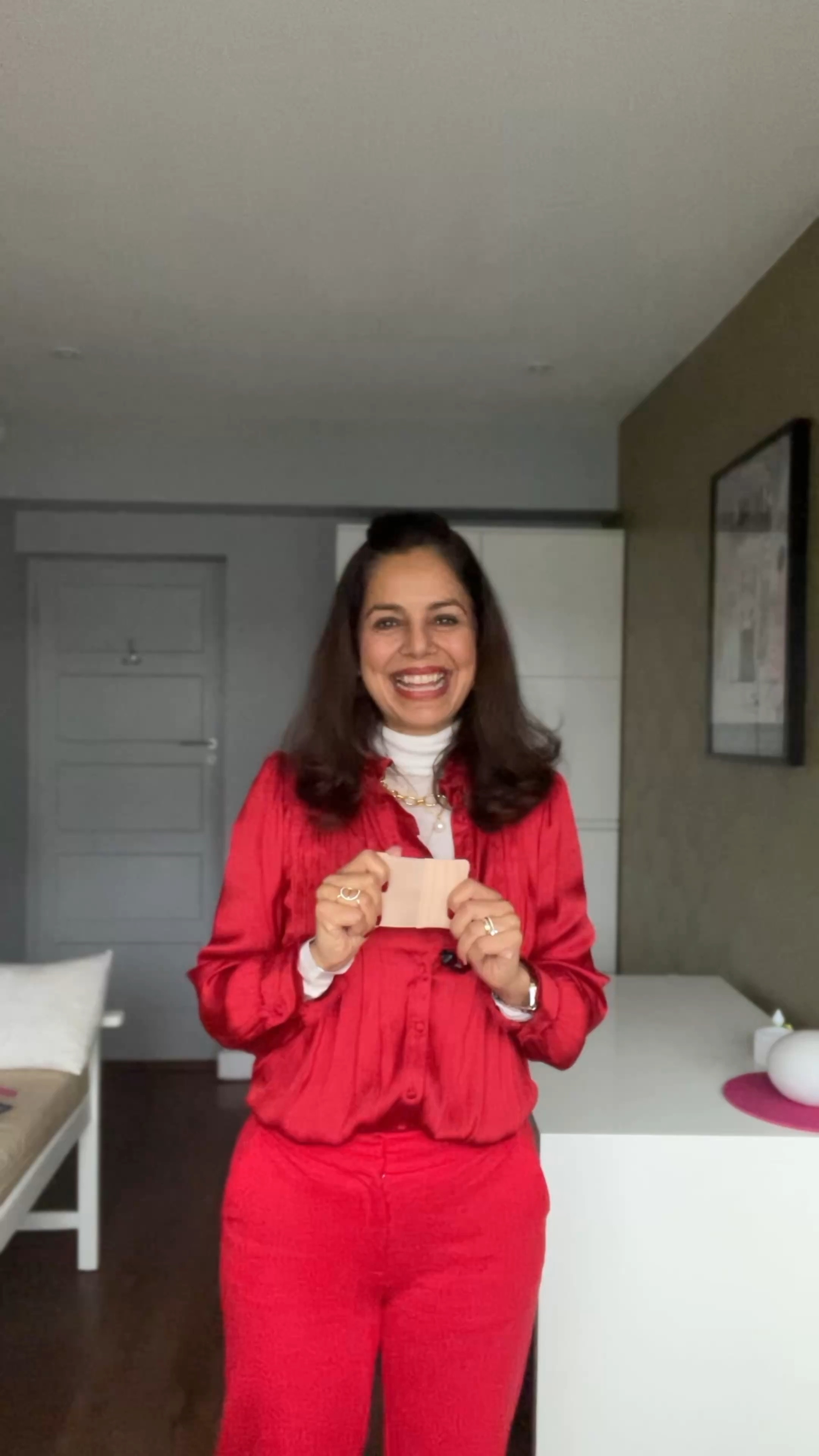 Absolute game changer if your bra strap is feeling a little bit tight and you just need some temporary comfort without splashing out on buying new bras.

#LTKeurope #LTKstyletip #LTKover50style