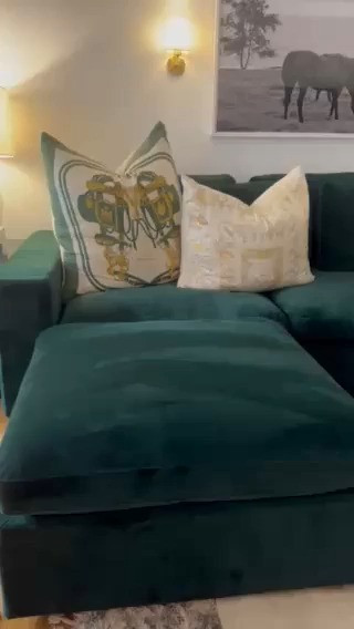 Why I Love 7th avenue couches! 

#LTKfurniture
#7thavenue
#lovemycouch 

 