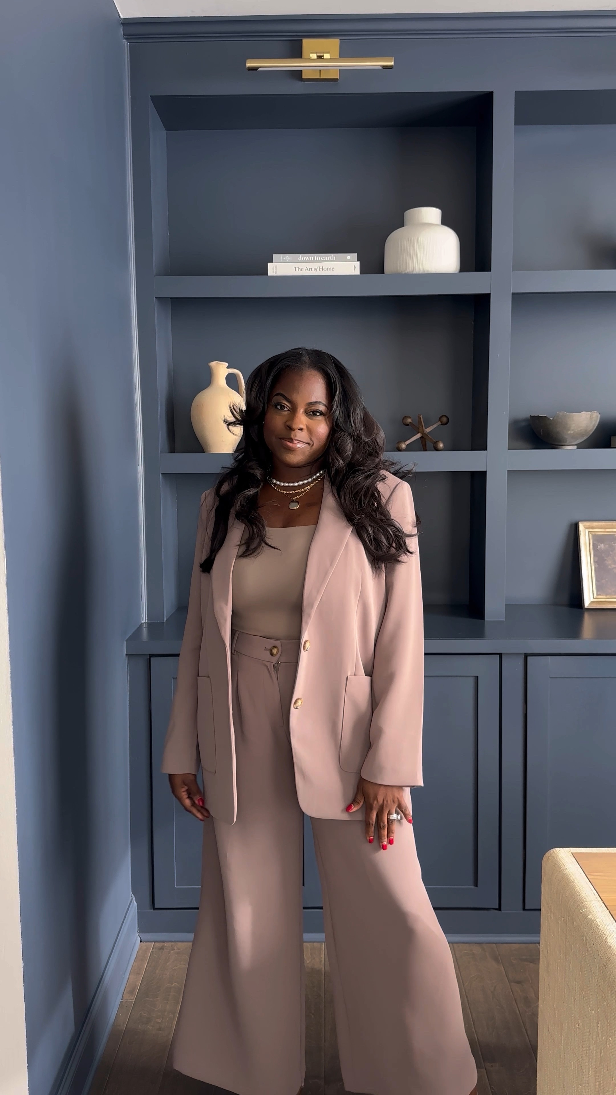 Oversized blazer, workwear look with nude bodysuit. 

#LTKWorkwear #LTKCon #LTKFallSale