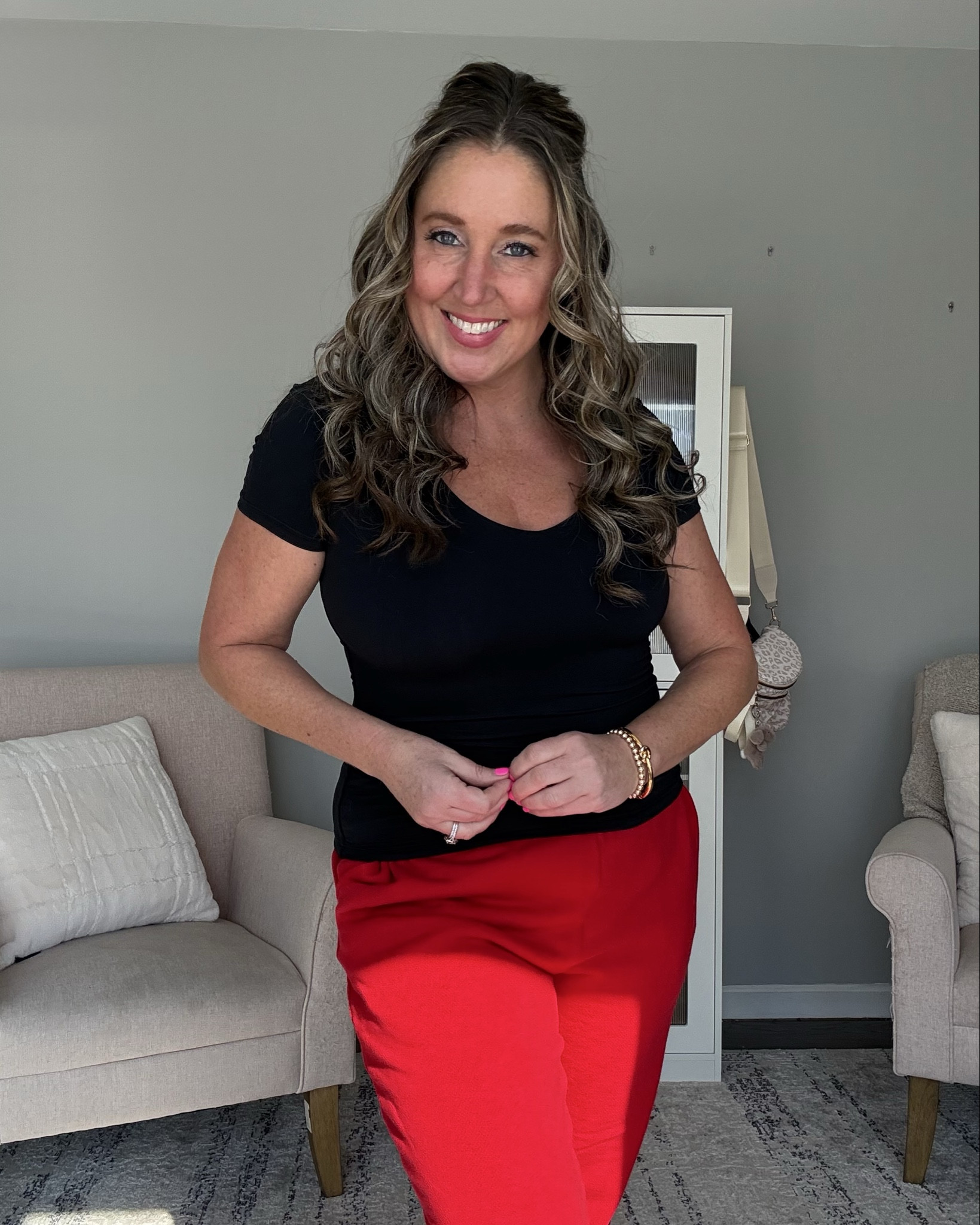 Pumiey Tees❤️

Have you tried these tees yet? They are buttery soft, double lined, and great for layering! So many colors to choose from, I wear the black ones all the time, I am wearing the short sleeve V neck and crew neck! 

#LTKU #LTKgrwm #LTKmomlife