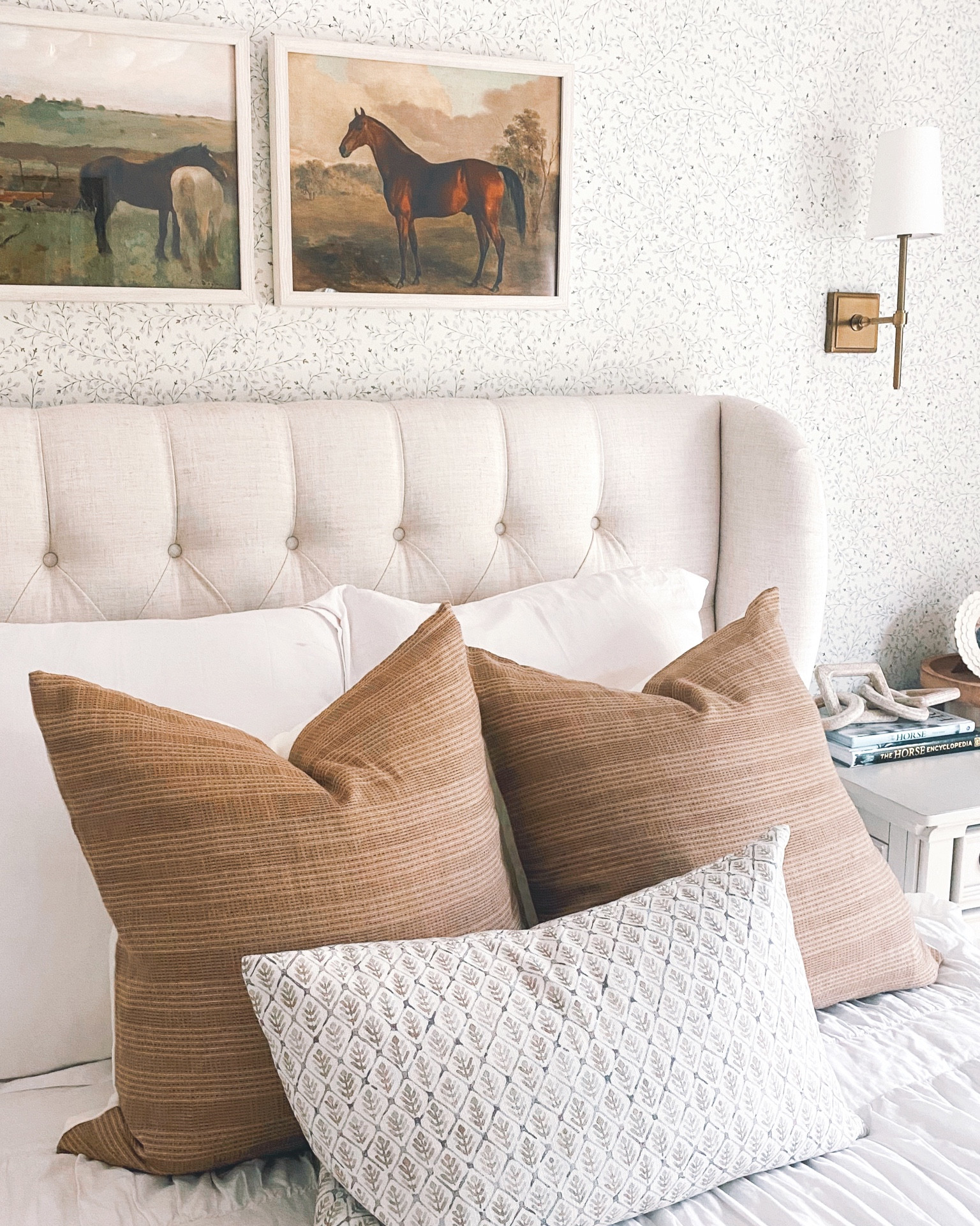Girl’s bedroom with wallpaper and gold sconces, vintage floral and horse themed 🤍 #bedroom #bed #pillows #sconces #artwork #horsss

#LTKstyletip #LTKhome #LTKkids