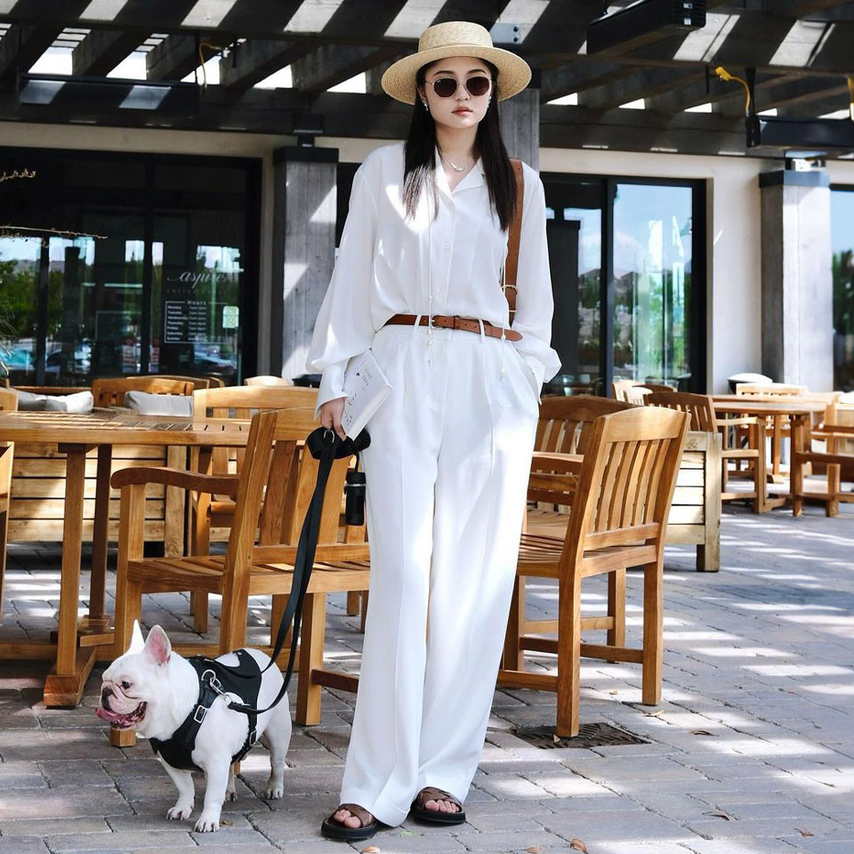 Timeless Pleated Wide-Leg Dense Silk Trousers | LilySilk