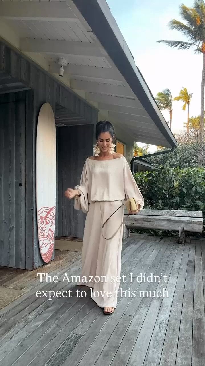 The Amazon set I didn’t expect to love this much 🙌🏼 I give it a 10/10! I’m just shy of 5-7” wearing the size small #stylinbyaylin #amazonset #amazonfind #matchingset

#LTKootd #LTKTravel #LTKSeasonal