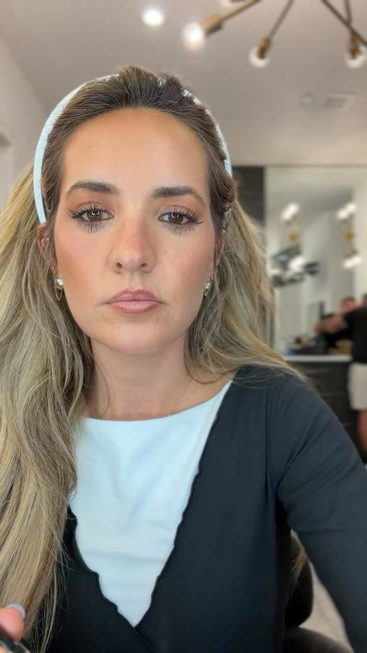 My favorite contour stick from Smashbox! 🤎 I’m wearing the shade Light. 

contour stick, cream contour, mature skin makeup, everyday makeup, natural makeup

#LTKBeauty #LTKselfcare