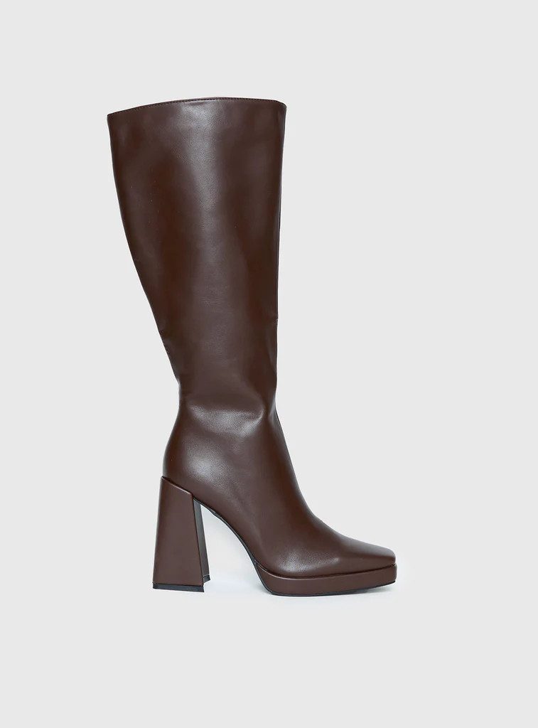 Montgomery Boots Matte Brown | Princess Polly US