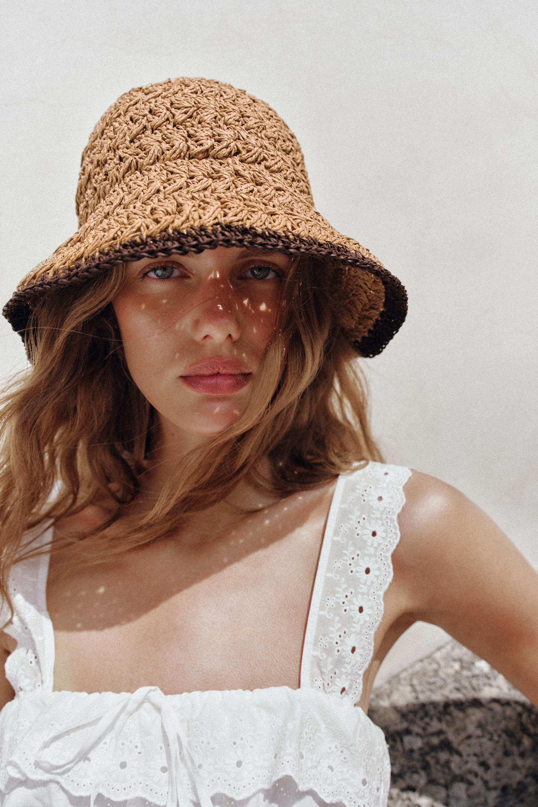 CONTRAST WOVEN HAT | Zara Canada