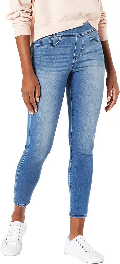 Signature by Levi Strauss & Co. Gold Label Women's Mid-Rise Pull on Skinny Crop Jeans | Amazon (US)