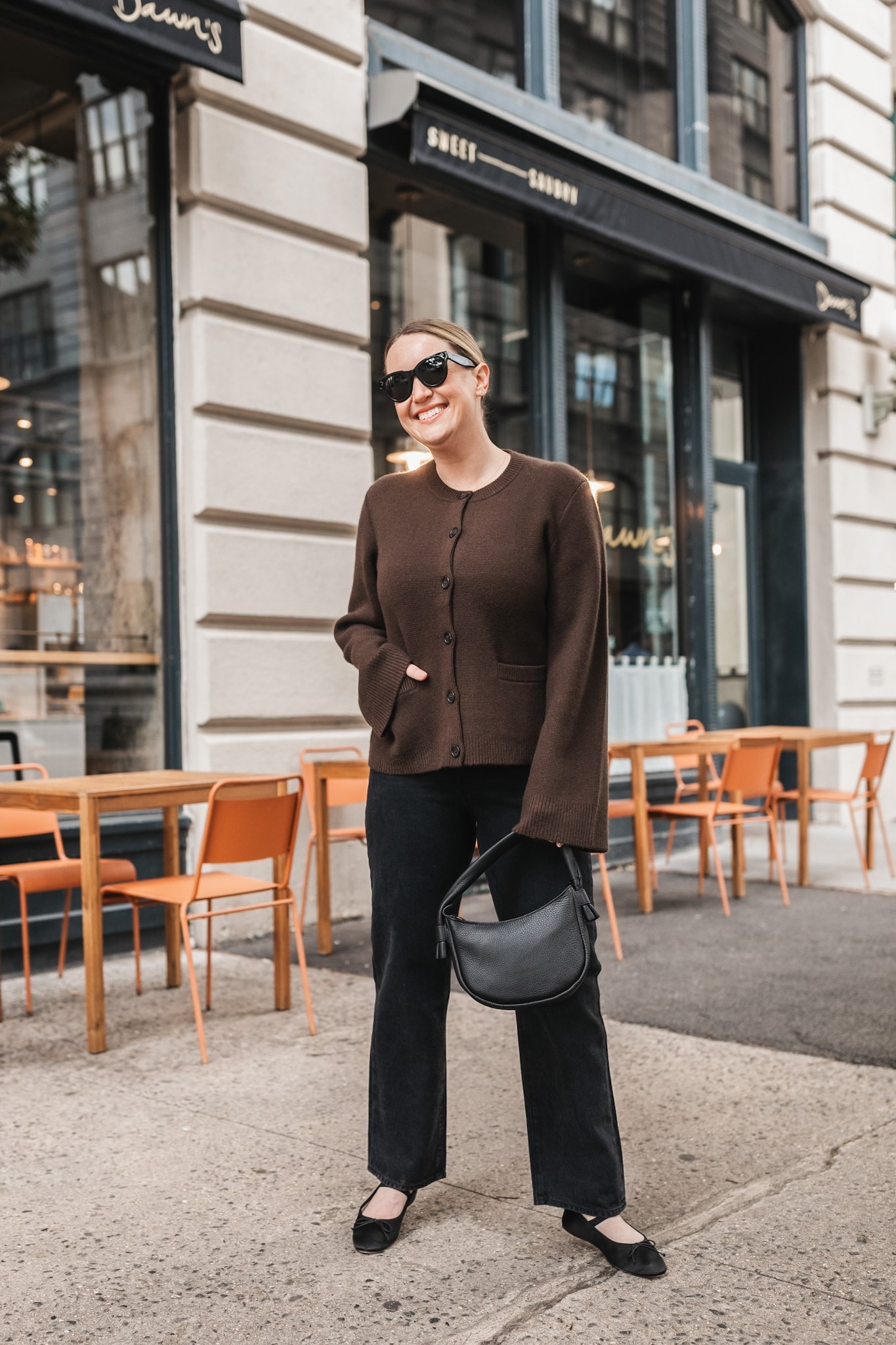 Things I can’t wait to wear this fall

Chocolate brown cardigan (size XL)
Ballet flats
Black leather shoulder bag

#LTKSeasonal #LTKTravel #LTKOver40