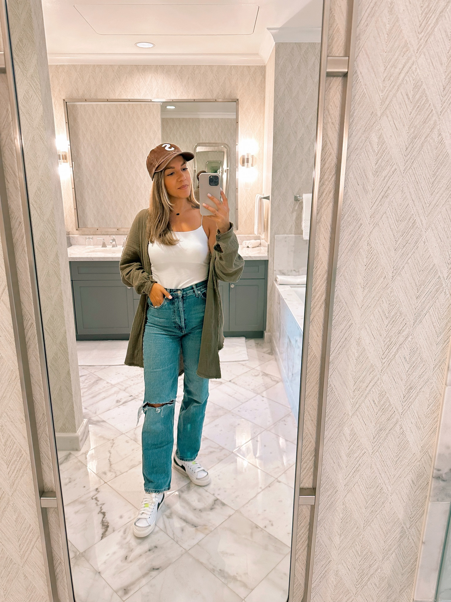 Take me back to The Ritz and CA. 




#LTKtravel #LTKunder100 #LTKsalealert