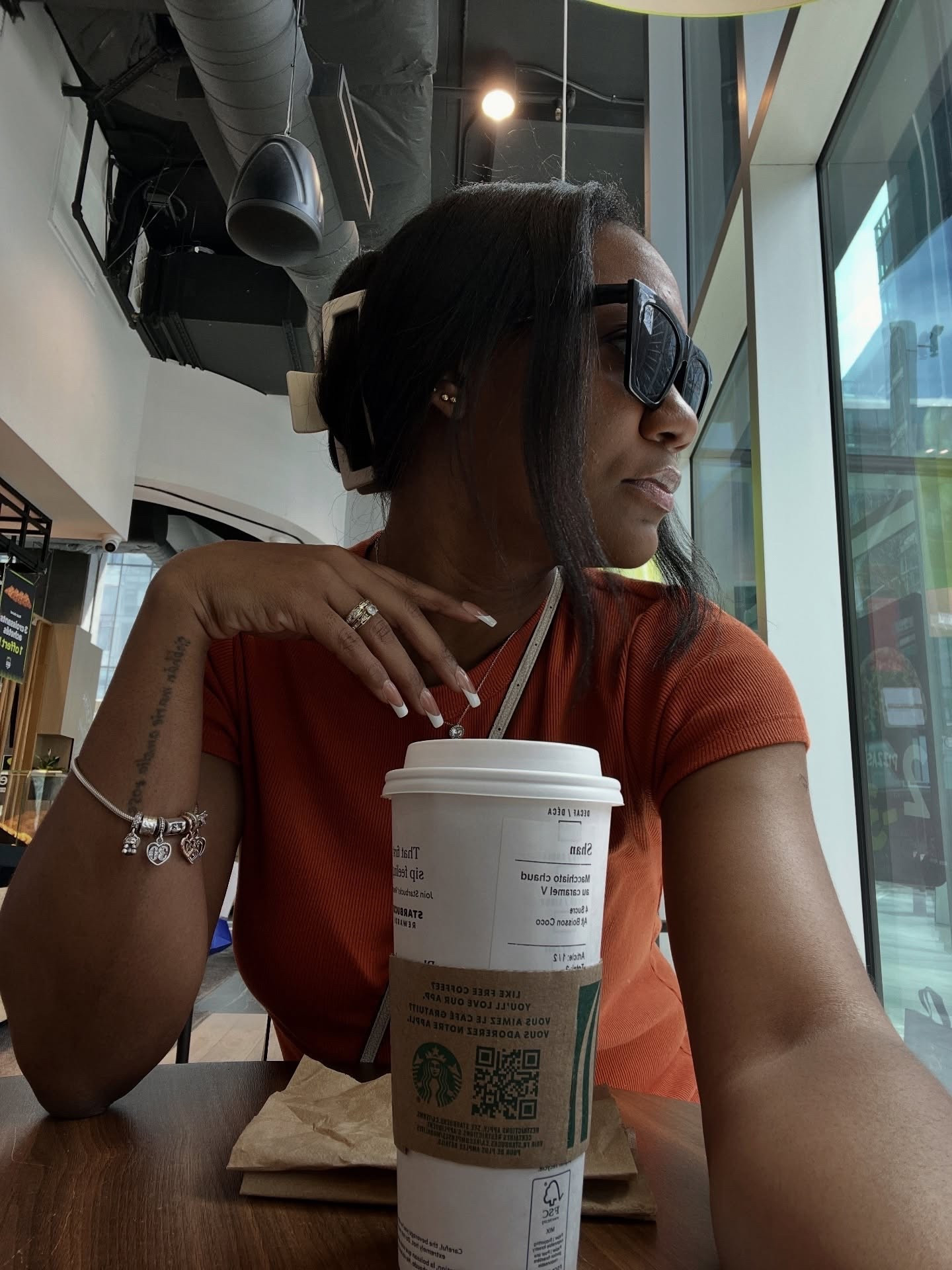 Finally, a large enough claw clip 😌🙂‍↔️Just a girl and her caffeine ☕

#LTKgrwm #LTKmomlife #LTKootd