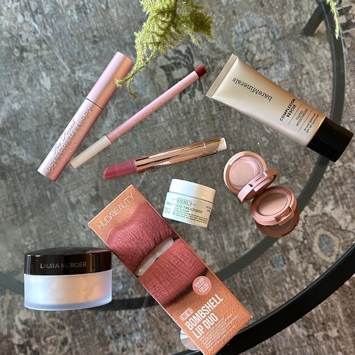 Sephora haul
Tinted moisturizer 
Mascara
Lip liner
Lip tint
Eye cream
Matte Eyeshadow


#LTKBeauty