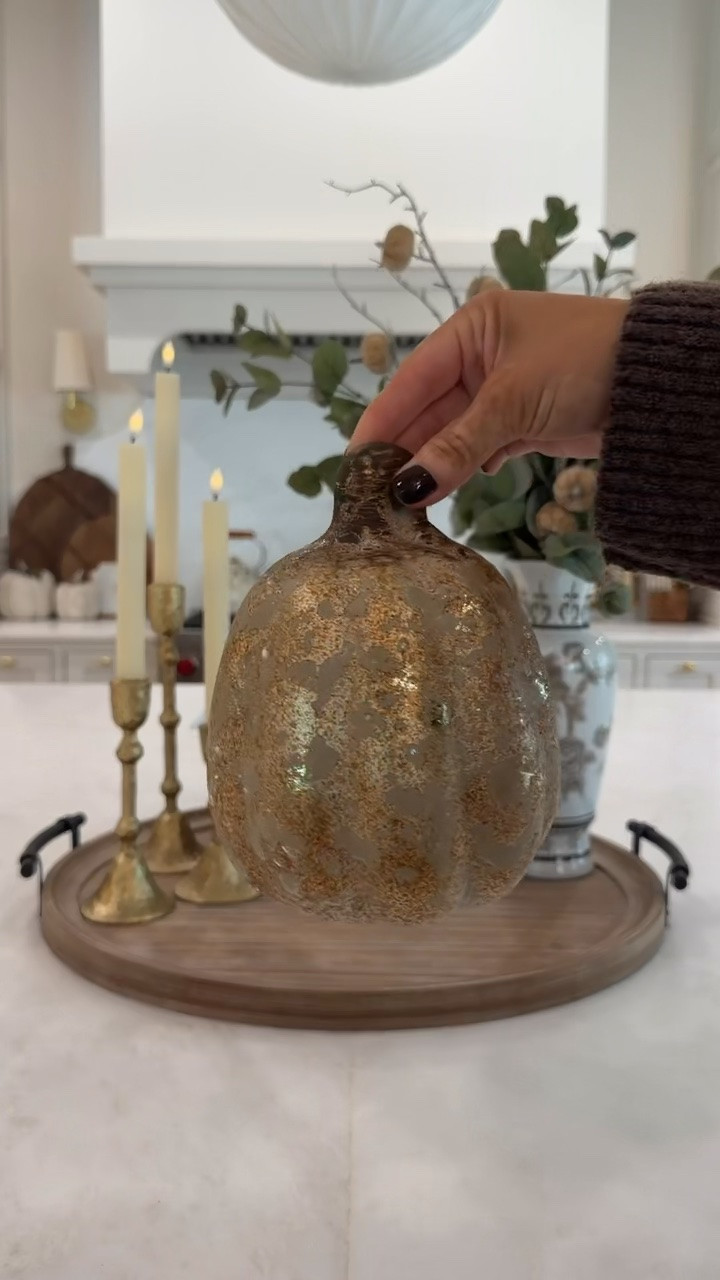 #AD Fall decorating, but make it neutral. 🤎🍂 I love how a few simple layers can make a space instantly feel warmer and more inviting for the season.

I found everything for this fall centerpiece at @wayfair — and right now their Epic Fall Sale has up to 70% off, plus free and easy delivery on orders over $35. The perfect excuse for a little fall refresh!

#Wayfair #WayfairPartner

#LTKHome #LTKSeasonal #LTKSaleAlert