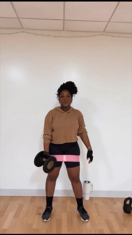 

Beginner friendly in the gym or at-home CurVyFIT ⌛️ RESISTANCE BAND WORKOUT - TOTAL BODY CARDIO CORE | GROW YOUR BOOTY | High Impact | Compound movements | No repeats + Bonus optional exercises 🏋🏾‍♀️💪🏾👟🤸🏽‍♀️
♡♡♡♡♡♡♡♡♡♡♡♡♡♡♡


#LTKVideo #LTKfitness #LTKfindsunder50