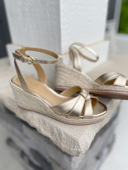 On sale! 🙌 I’ve been wanting a casual gold sandal! (I already have a fancy one for formal wear)👑The heels not too tall so it’s perfect! I got my true to size 6! 

Xo, Brooke

#LTKSeasonal #LTKGiftGuide #LTKStyleTip