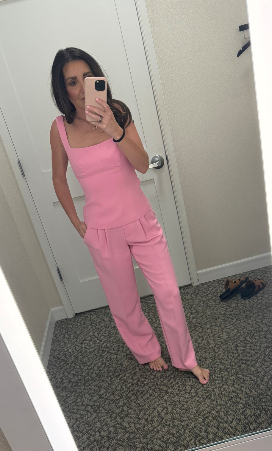 🩷🩷🩷🩷

Top: 2
Pants: 0

Monochromatic
Monochrome outfit
Matching set
Dillards 

#LTKPetite #LTKSeasonal #LTKWorkwear
