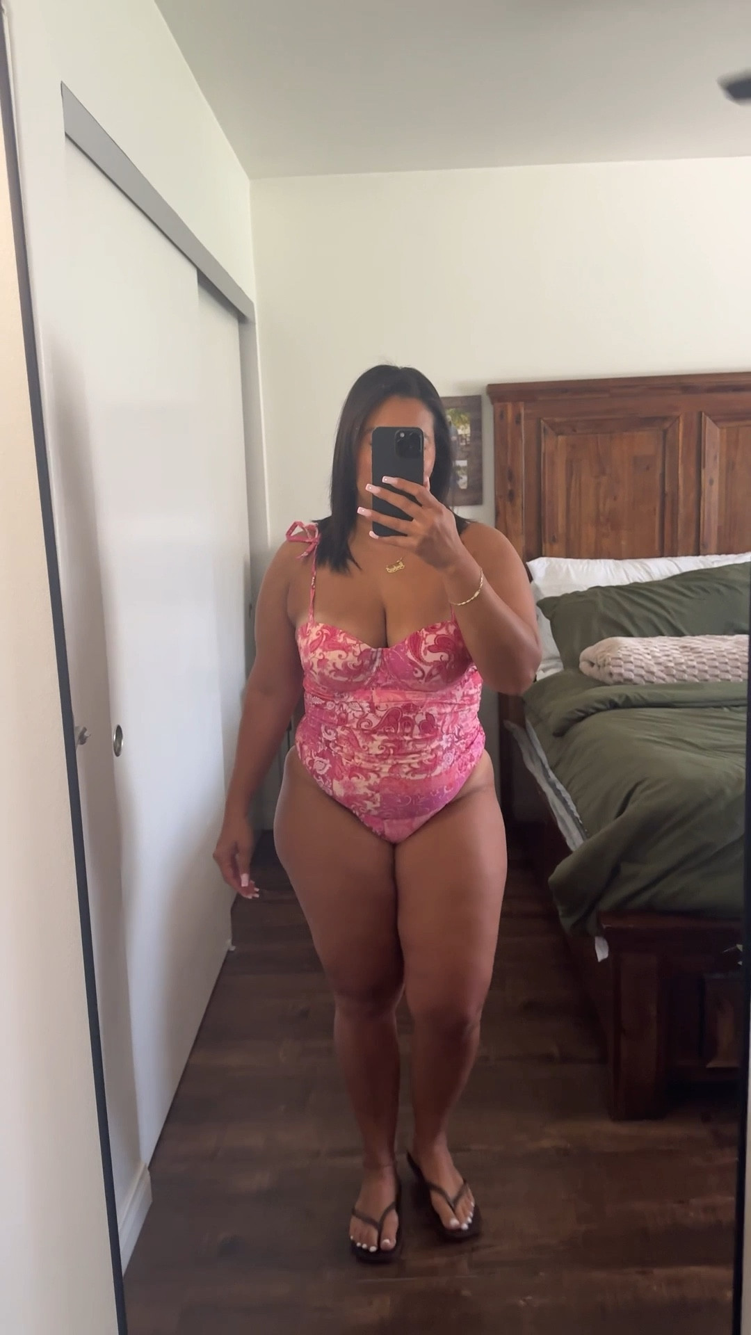 Swimsuit - large / tts 

Summer outfit 
Summer swimsuit 
Vacation outfit 
Vacation swimsuit 
Beach outfit 
Beach swimsuit 
Pool outfit
Pool swimsuit 
One piece swimsuit 
Tummy flattering swimsuit 
Midsize outfit 
Midsize style 
Midsize fashion 

#LTKSummerEdit #LTKSwim #LTKMidsize

#LTKMidsize #LTKSwim #LTKStyleTip