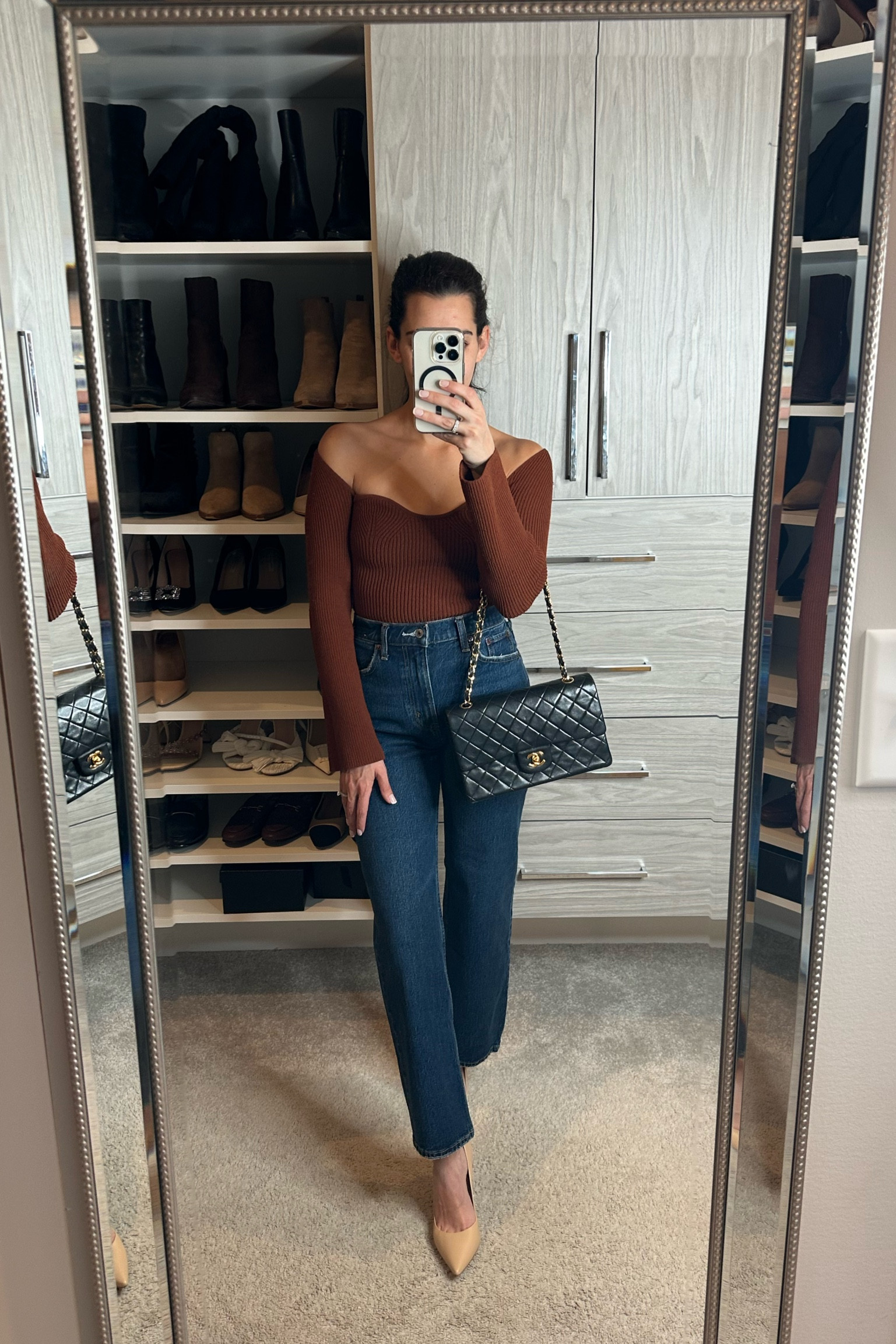 Abercrombie dark denim jeans / size down / wearing a 00 short and they are petite friendly! 

date night outfit 
casual work outfit 

#LTKSaleAlert #LTKPetite #LTKFindsUnder100