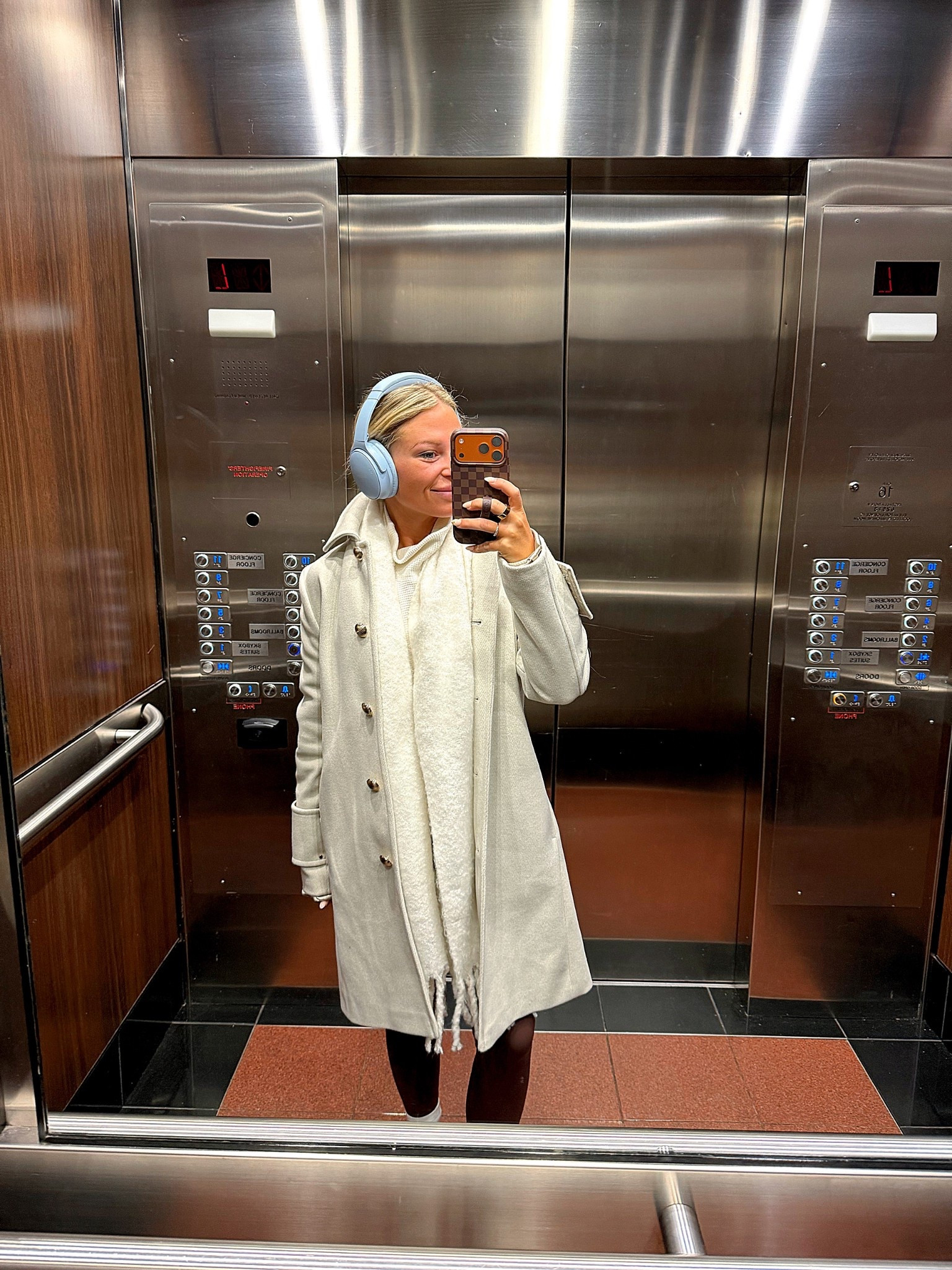 Last week in Toronto. I love this cozy jacket for on the go! 

#LTKHoliday #LTKSeasonal #LTKdayinmylife