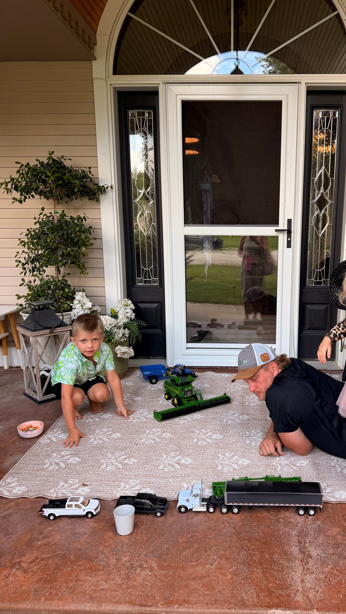 one of the most popular rugs of the summer is super on sale! comment ME for a link (my pants are linked too) 🤭