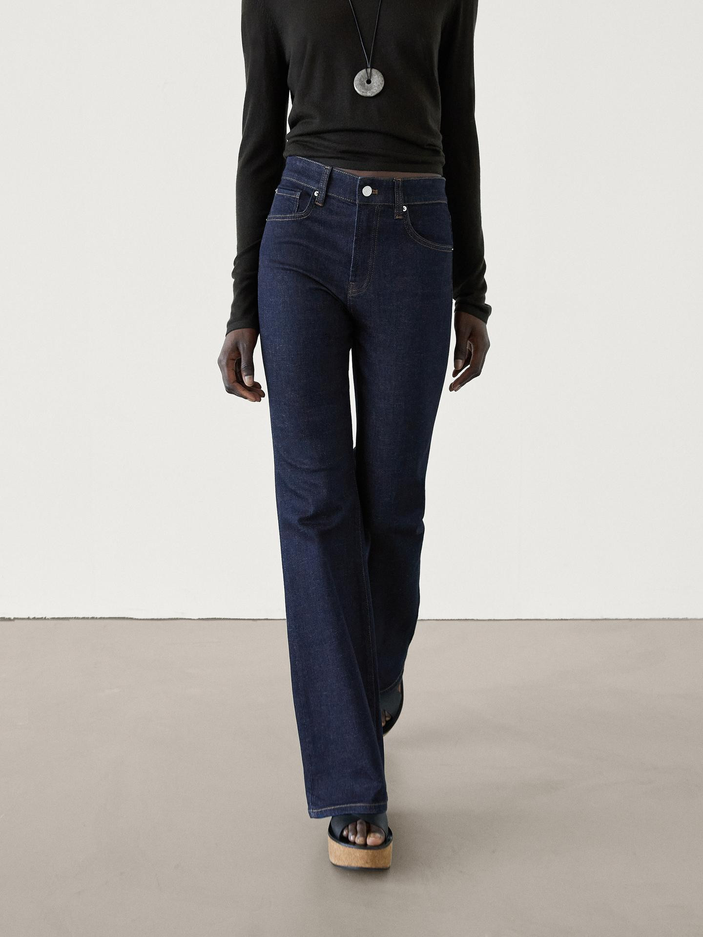 Flared high-waist skinny jeans | Massimo Dutti US