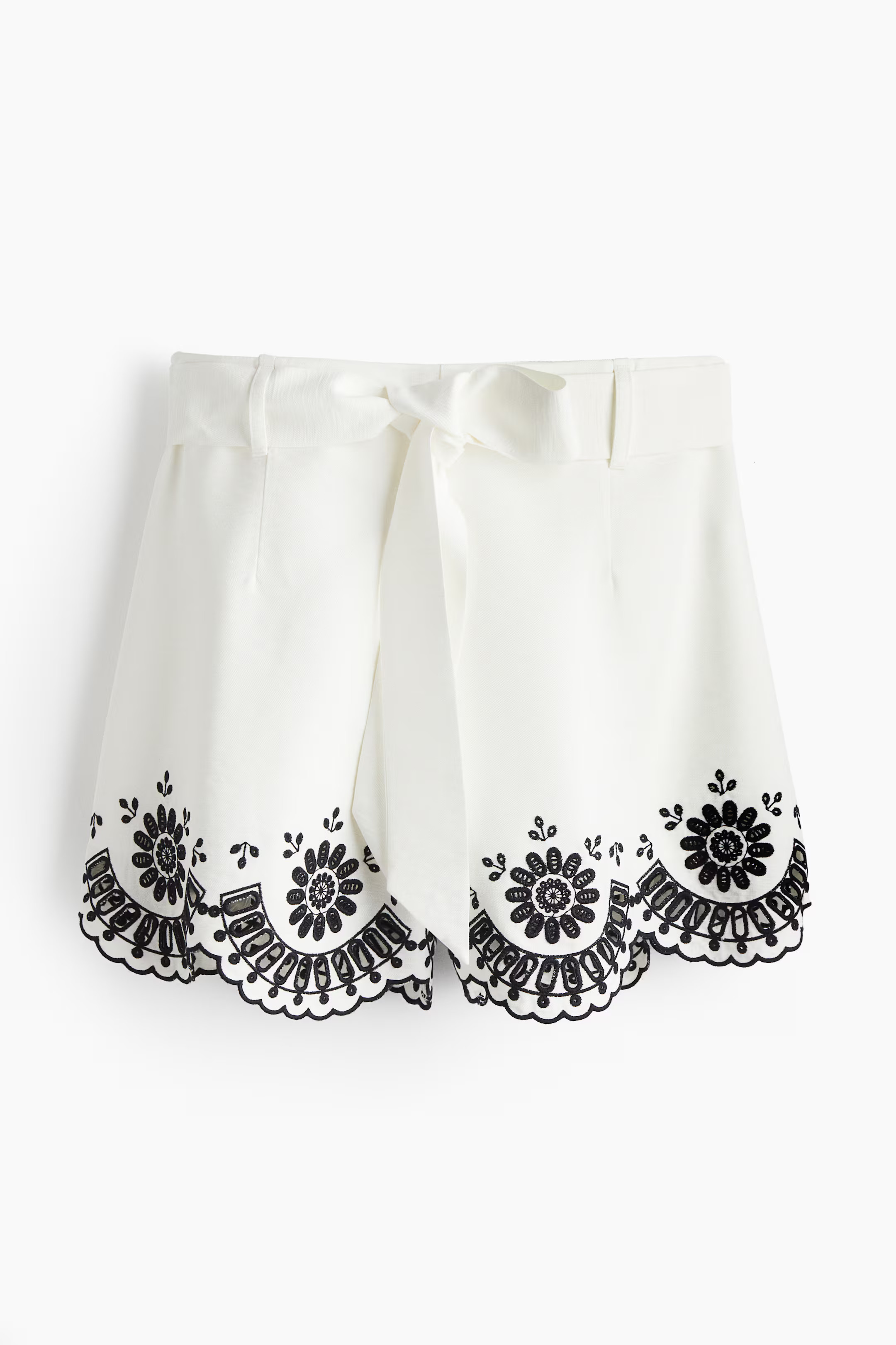 Embroidered twill shorts | H&M (UK, MY, IN, SG, PH, TW, HK)