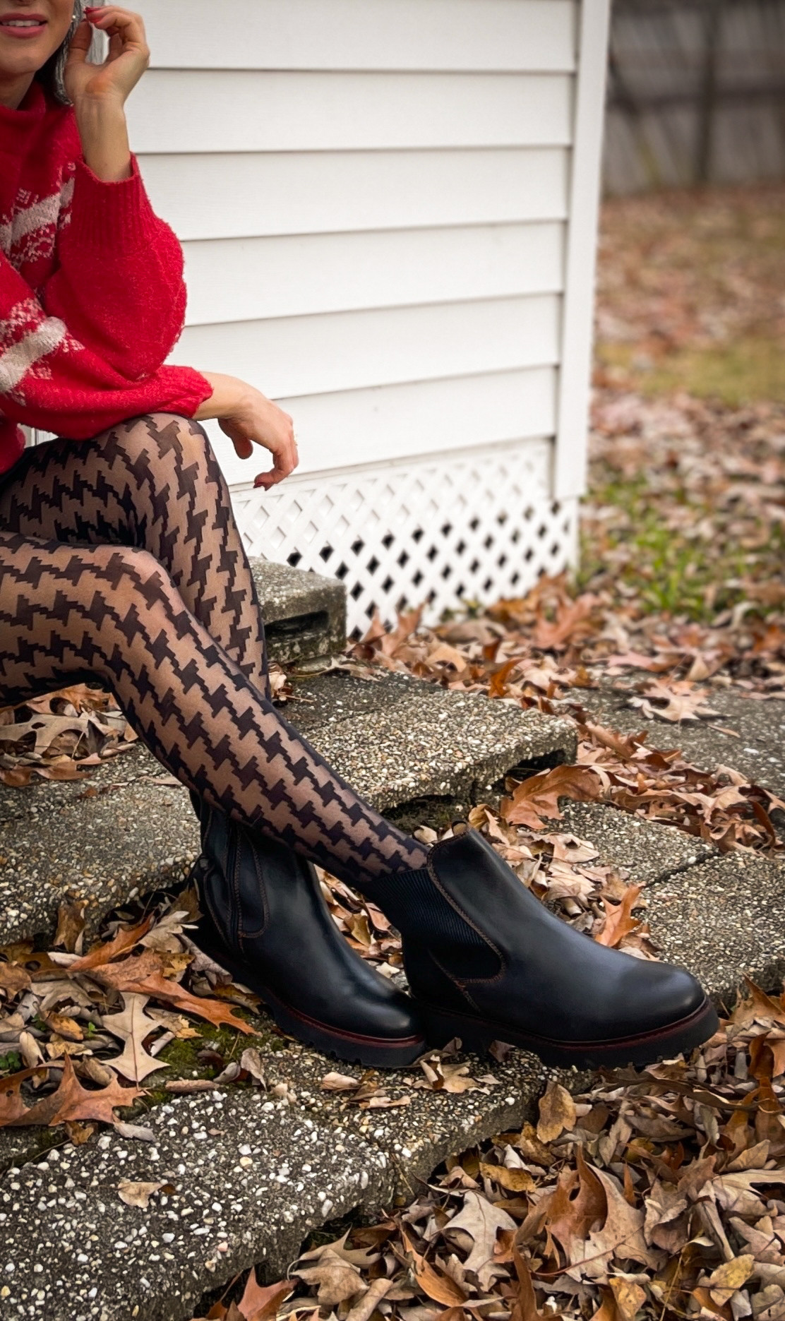 It’s beginning to look a lot like Christmas! 🎄Especially when I found a great pair of boots for dressing up or wearing casually.

@samuel_hubbard_shoes…Designed in Mill Valley, CA. Handcrafted in Portugal.
I’m wearing the Van Ness Chelsea Boot in black leather. Check out all the different styles and colors available.

 Feet look good and feel good every step of the way. #samuelhubbard


#LTKShoeCrush