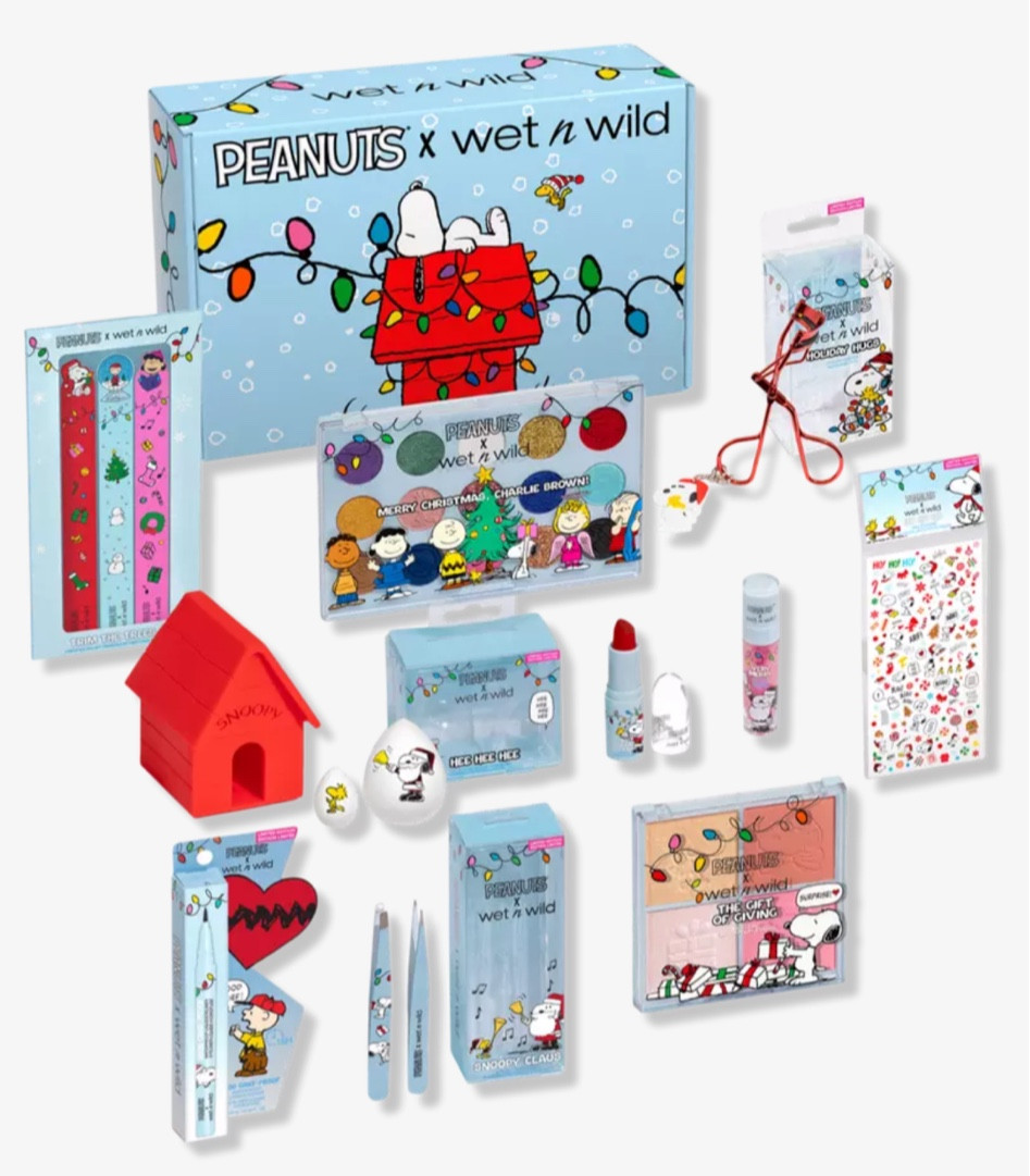 The perfect holiday gift 🎁 I was so excited to see this at Ulta. The Peanuts are a classic and enjoyed by everyone! This is a must have for gift giving this year! 

#LTKunder100 #LTKHoliday #LTKbeauty